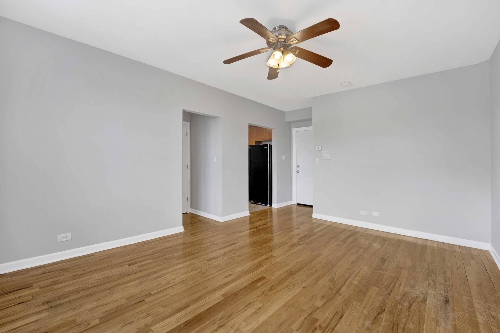414 W Walnut ST #208, Maywood, IL 60153