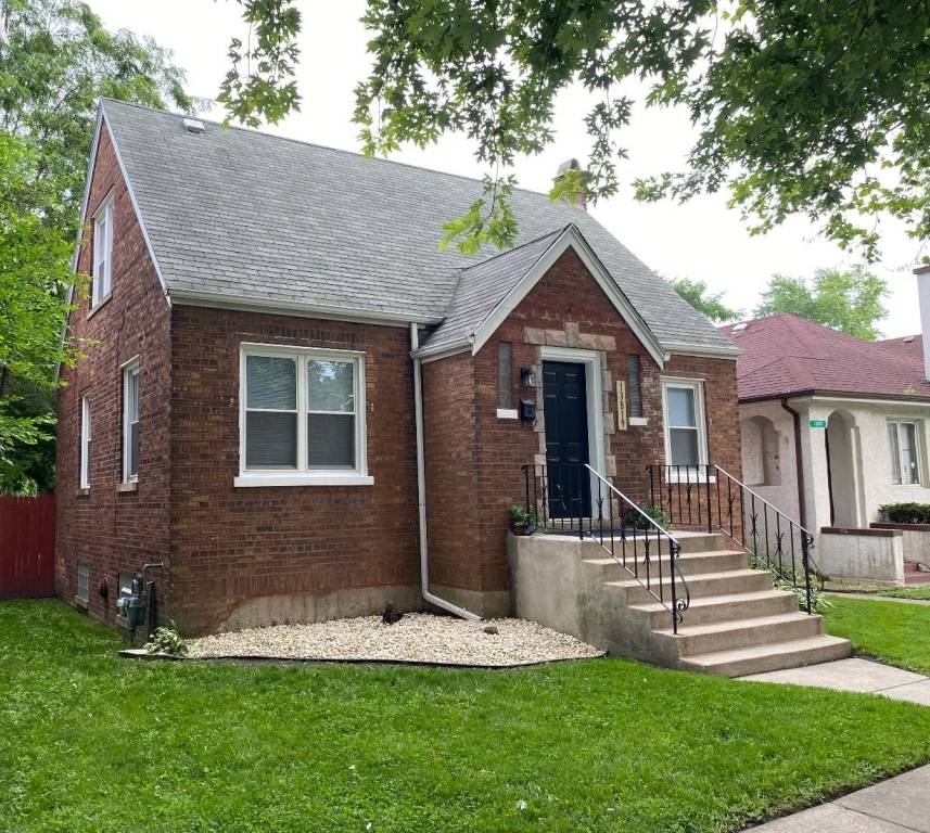 13819 S State ST, Riverdale, IL 60827