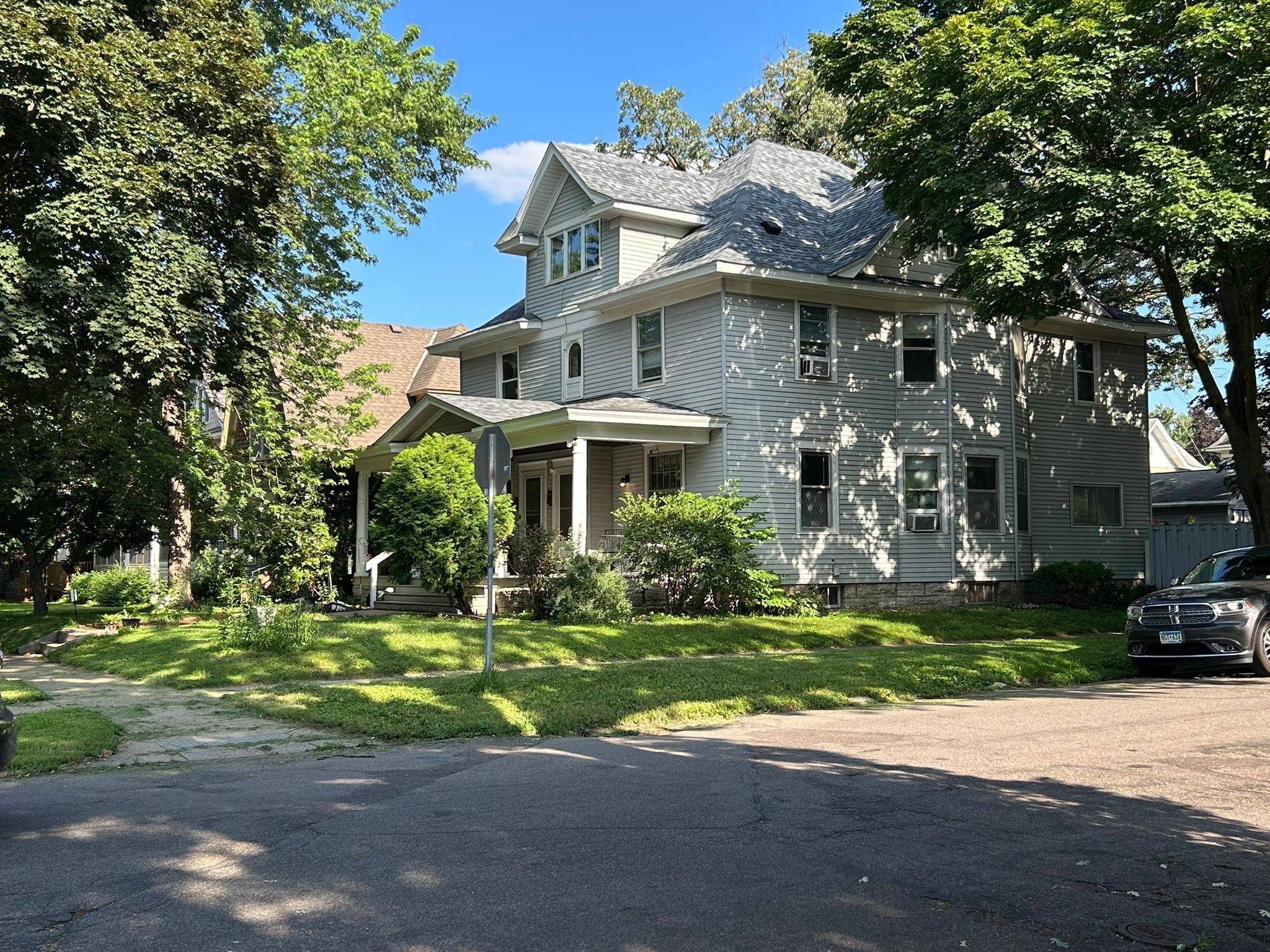 1636-1638 Minnehaha AVE W, Saint Paul, MN 55104