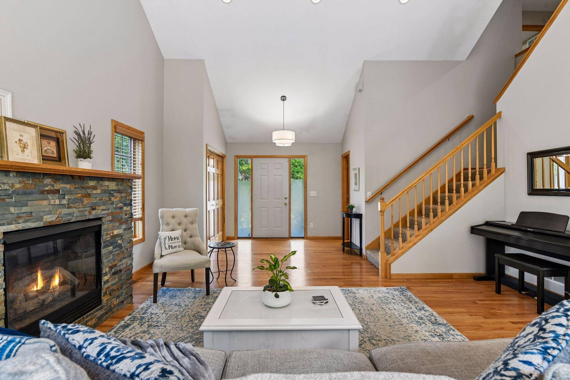 4934 Baker RD, Minnetonka, MN 55343