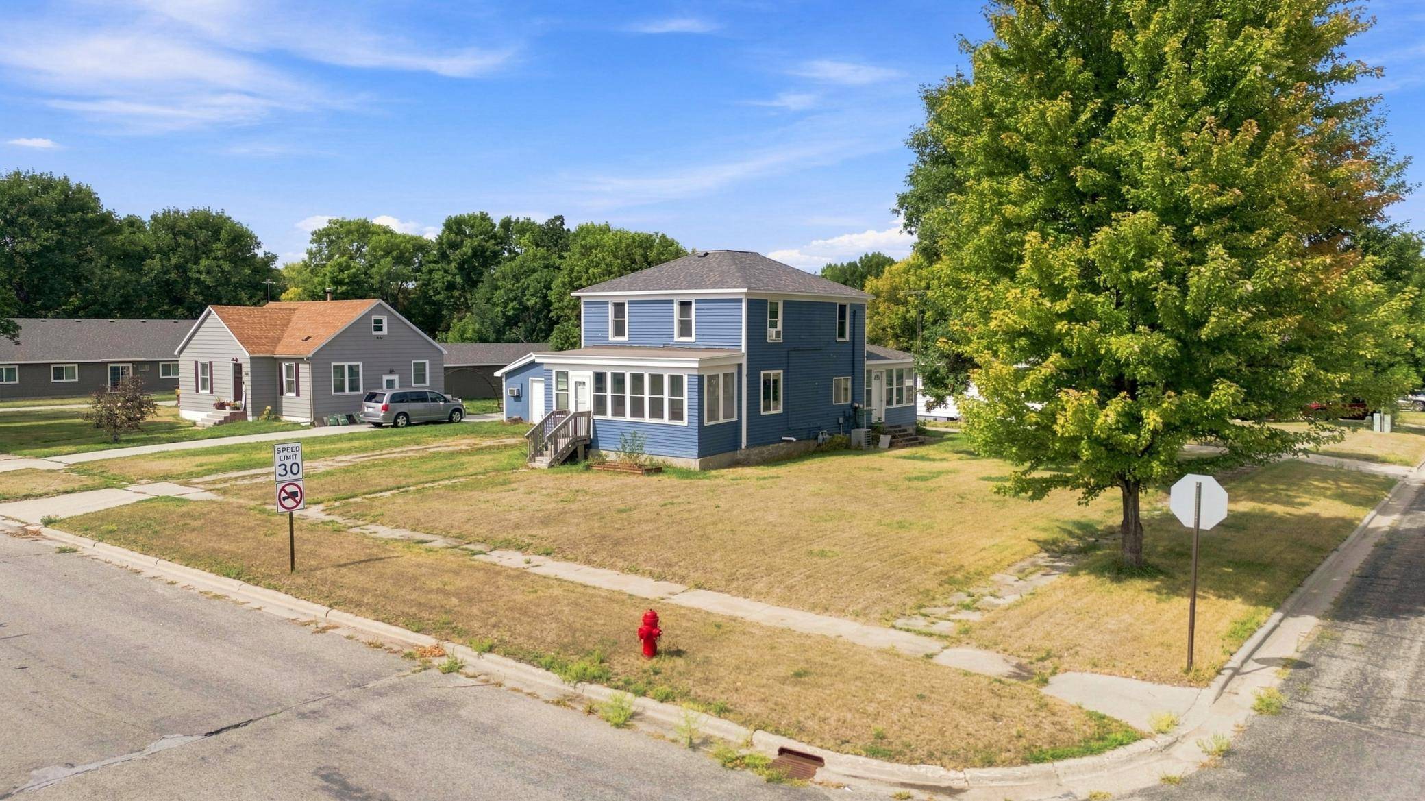 802 Hobart ST, Hawley, MN 56549