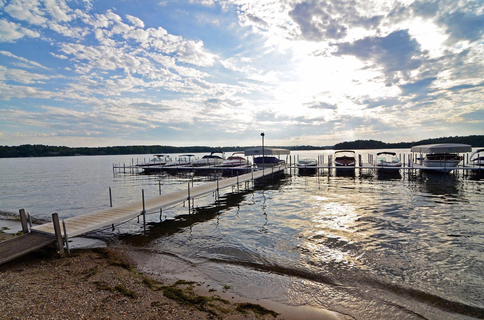 5950 Boulder Bridge LN, Excelsior, MN 55331