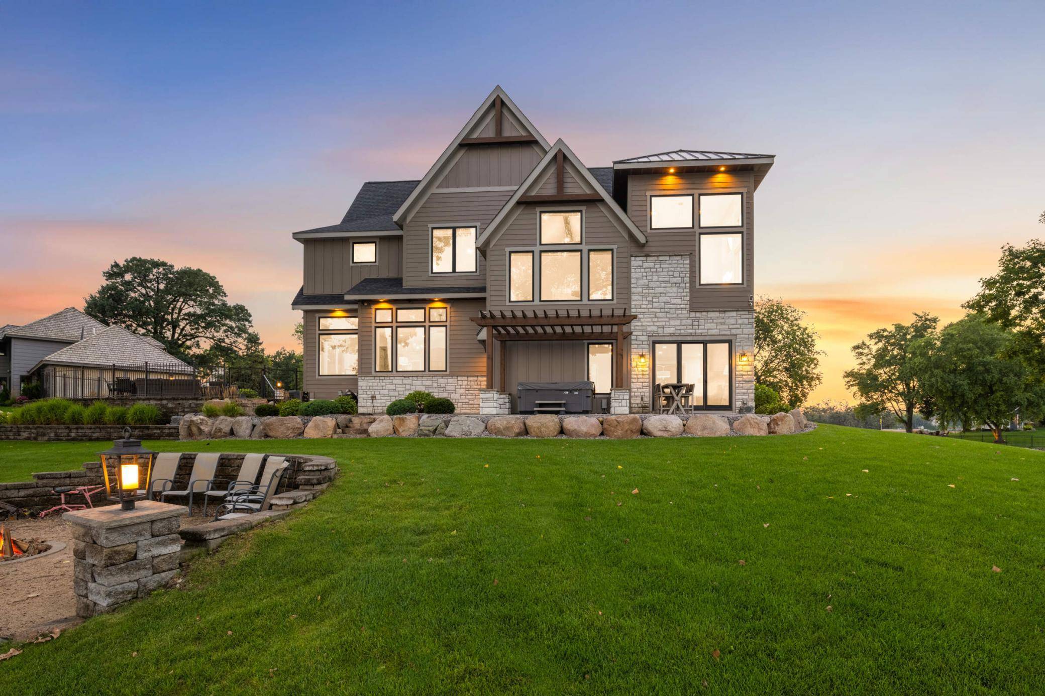 3877 Island View CIR NW, Prior Lake, MN 55372