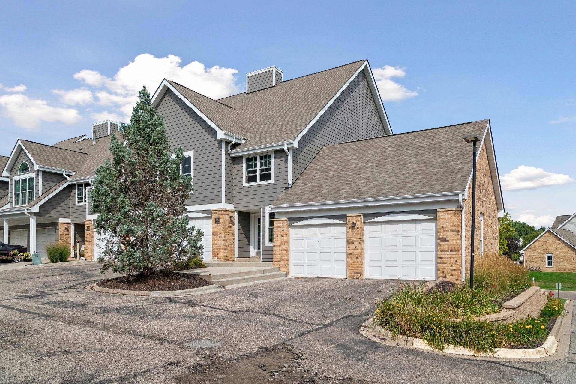 6155 Chasewood Pkwy #201, Minnetonka, MN 55343