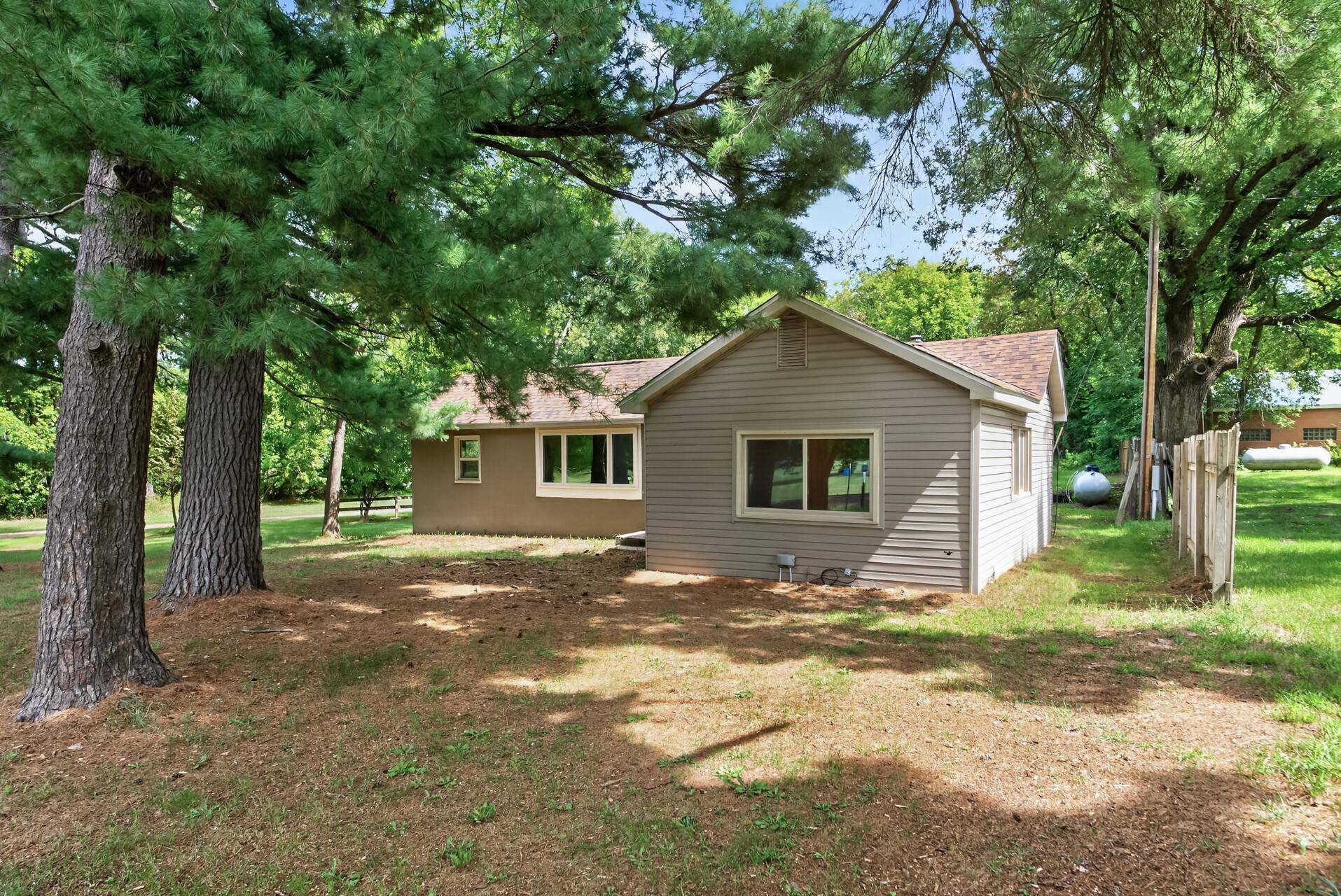 32251 Roanoke ST NW, Cambridge, MN 55008
