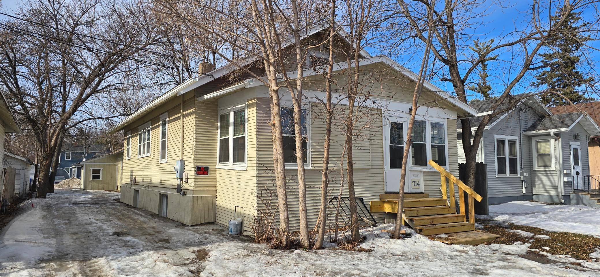 714 Oak ST N, Fargo, ND 58102