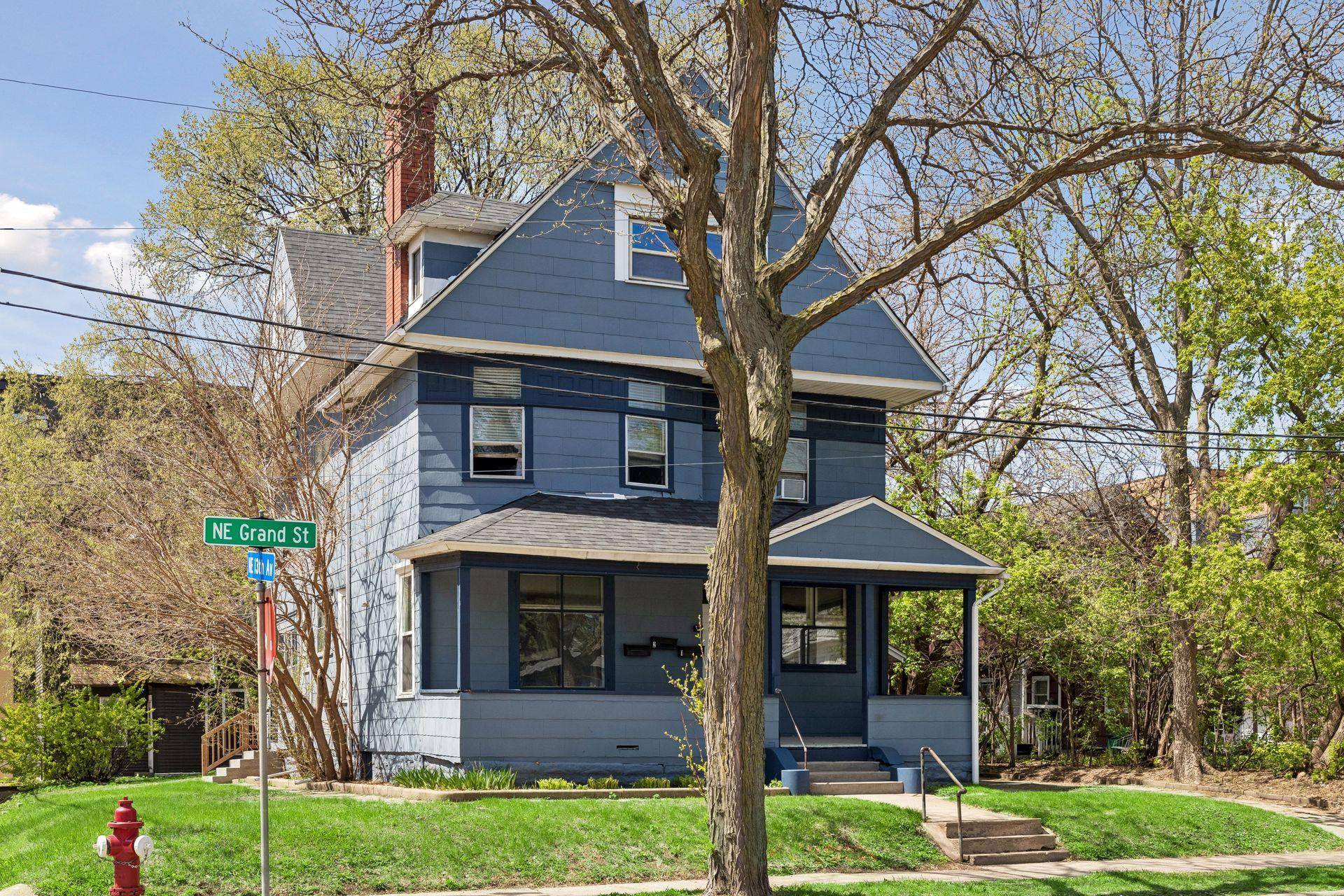 1300 Grand ST NE, Minneapolis, MN 55413