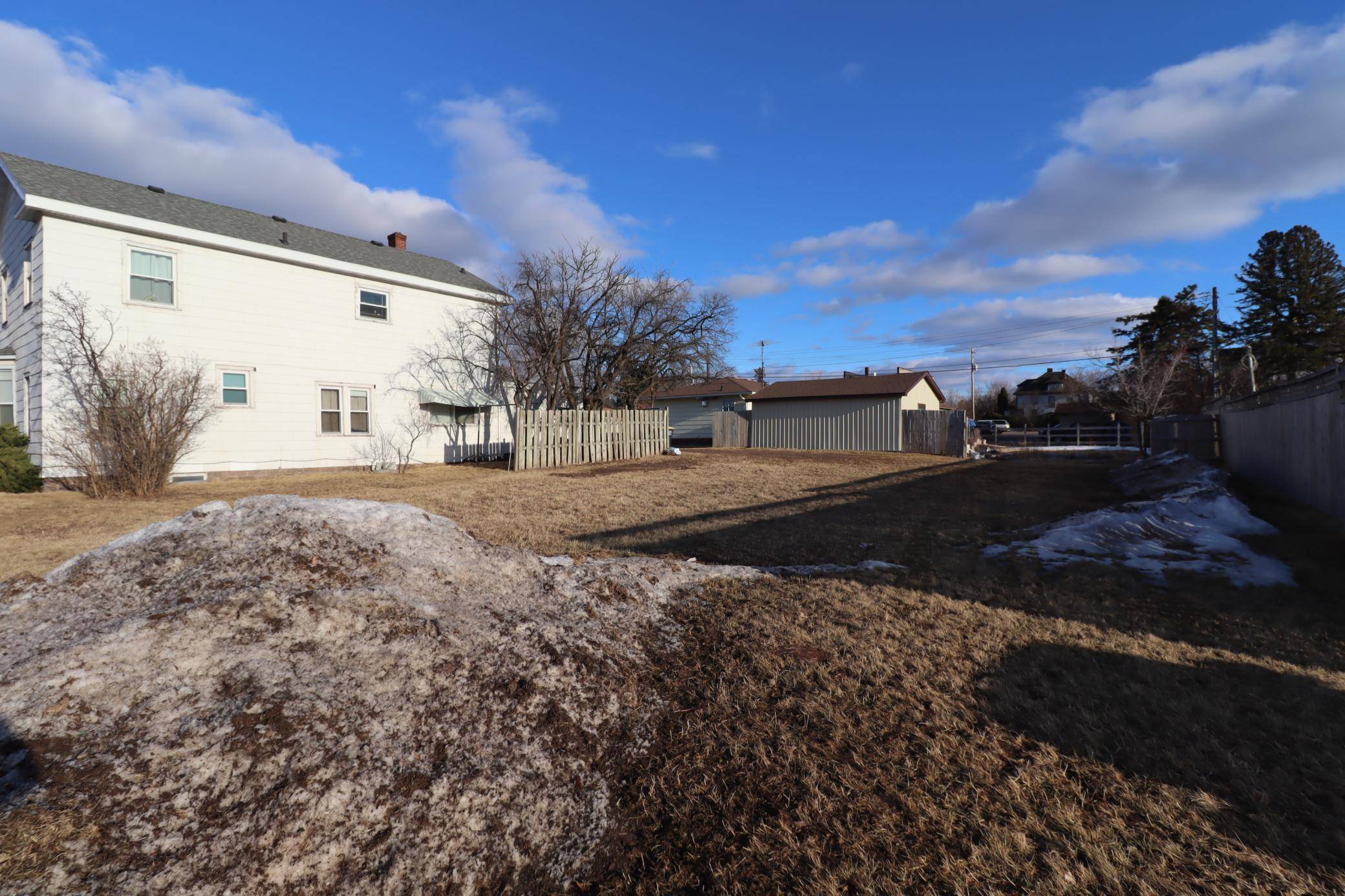 1306 Lake Shore DR W, Ashland, WI 54806
