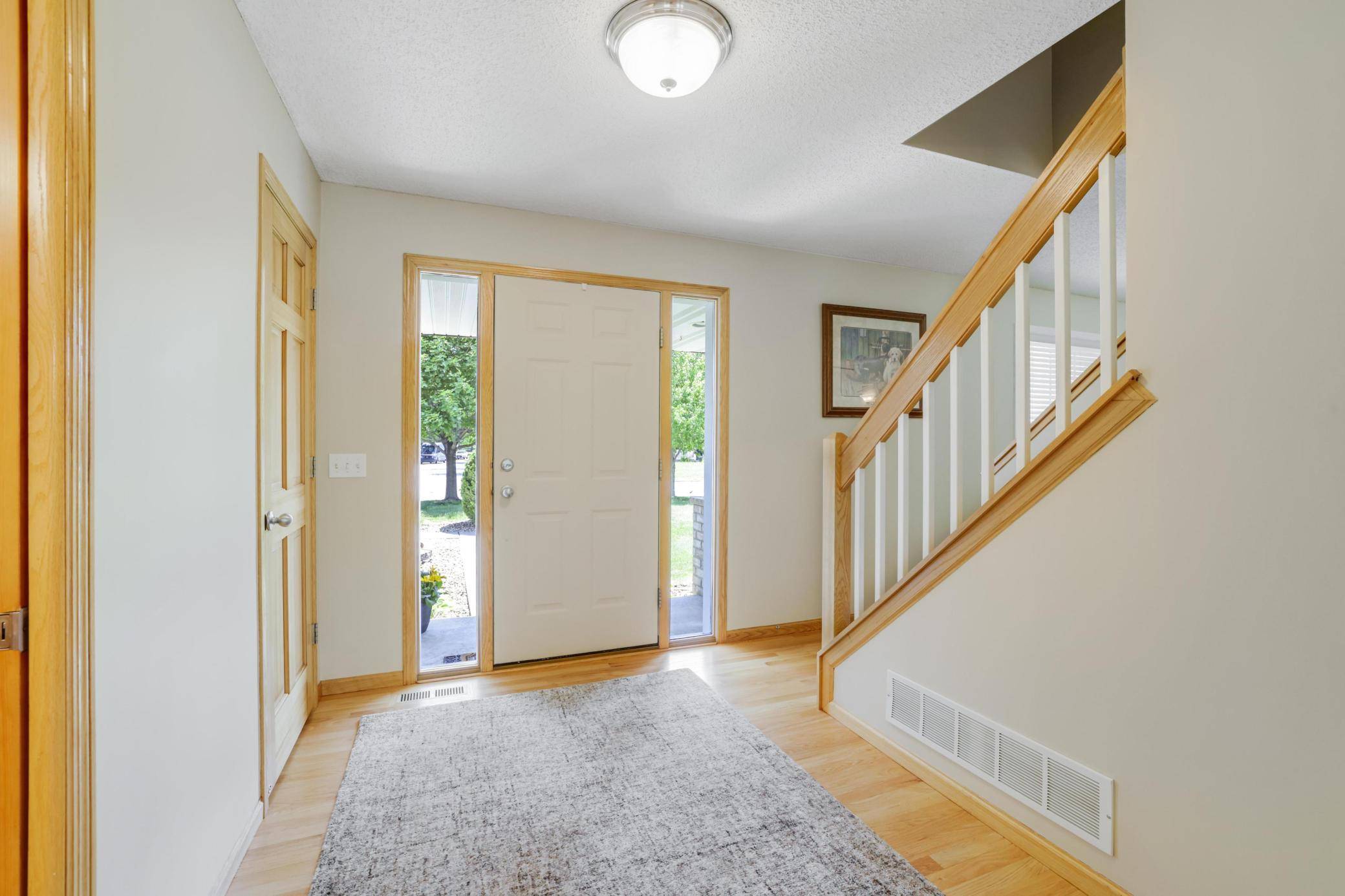 19951 Excelsior LN, Farmington, MN 55024