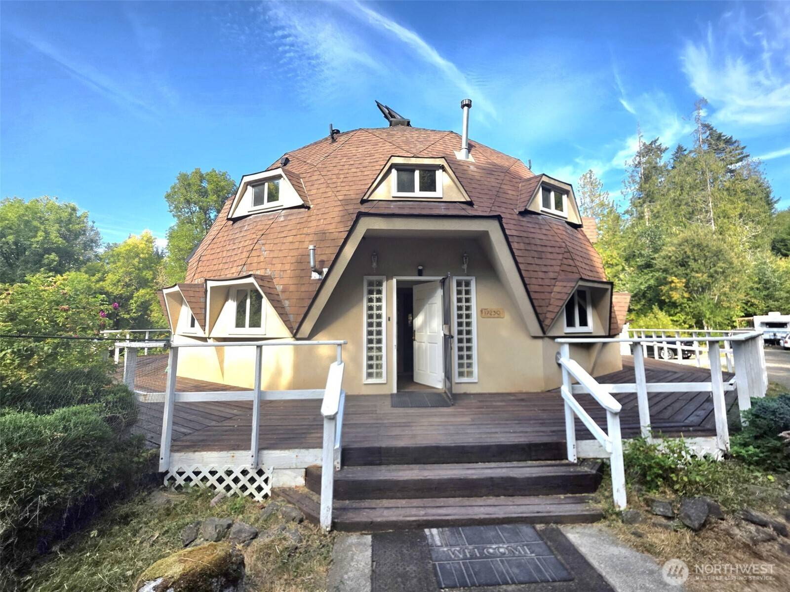 17230 Jonas Hill LN SE, Rainier, WA 98576