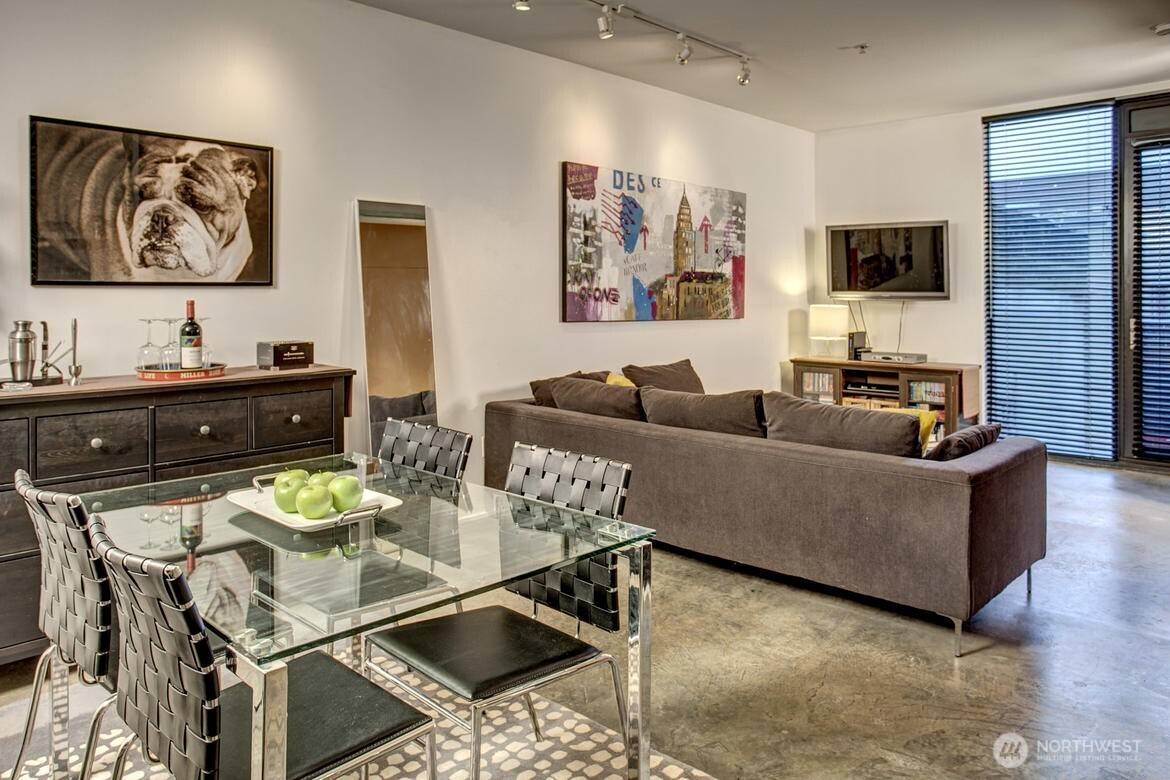 1111 E Pike ST #204, Seattle, WA 98122
