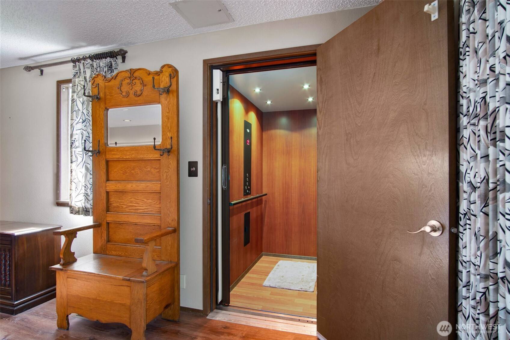 112 Alta LN, Packwood, WA 98361