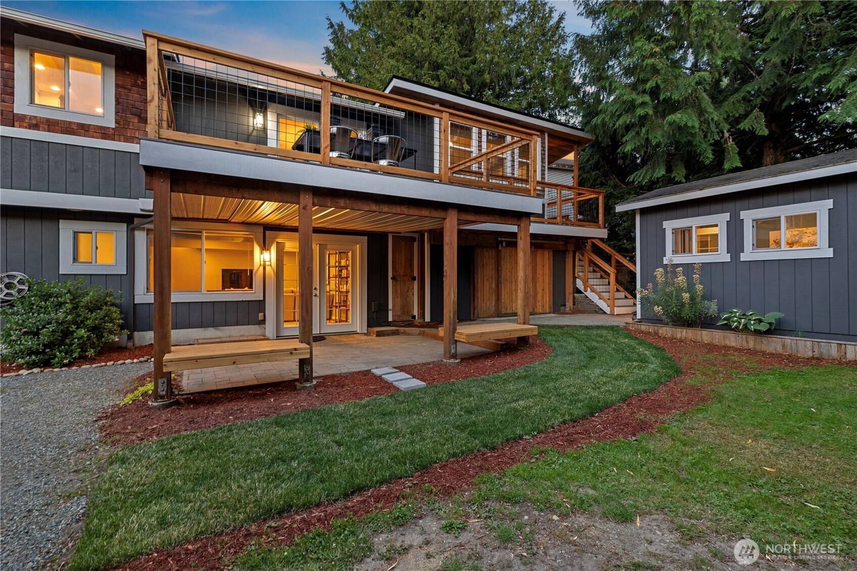 13115 80th AVE NE, Kirkland, WA 98034