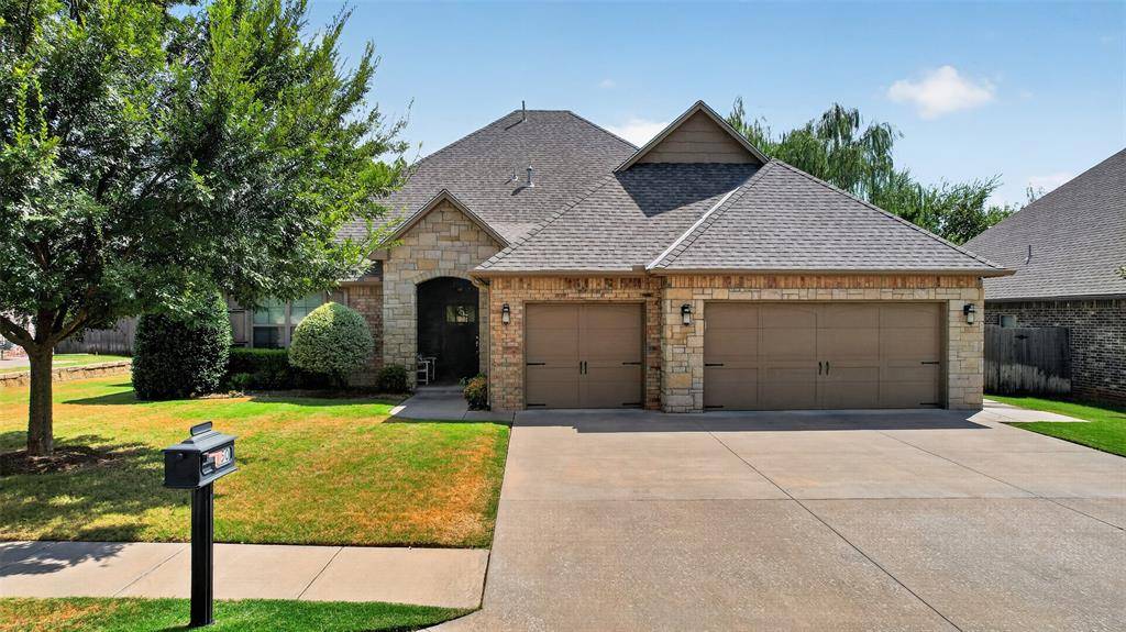 150 Evermay DR, Edmond, OK 73013