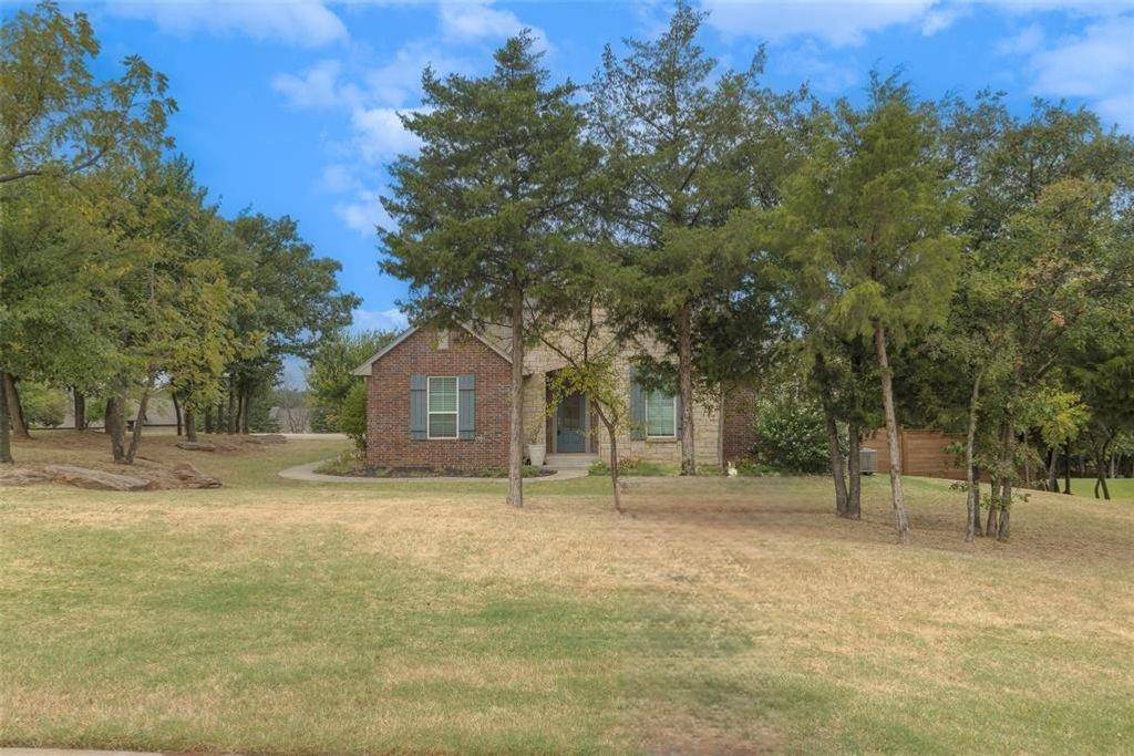12475 Stone Hill DR, Guthrie, OK 73044