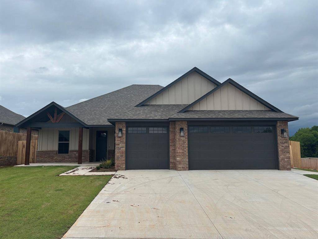 1900 Inglenook DR, Norman, OK 73071