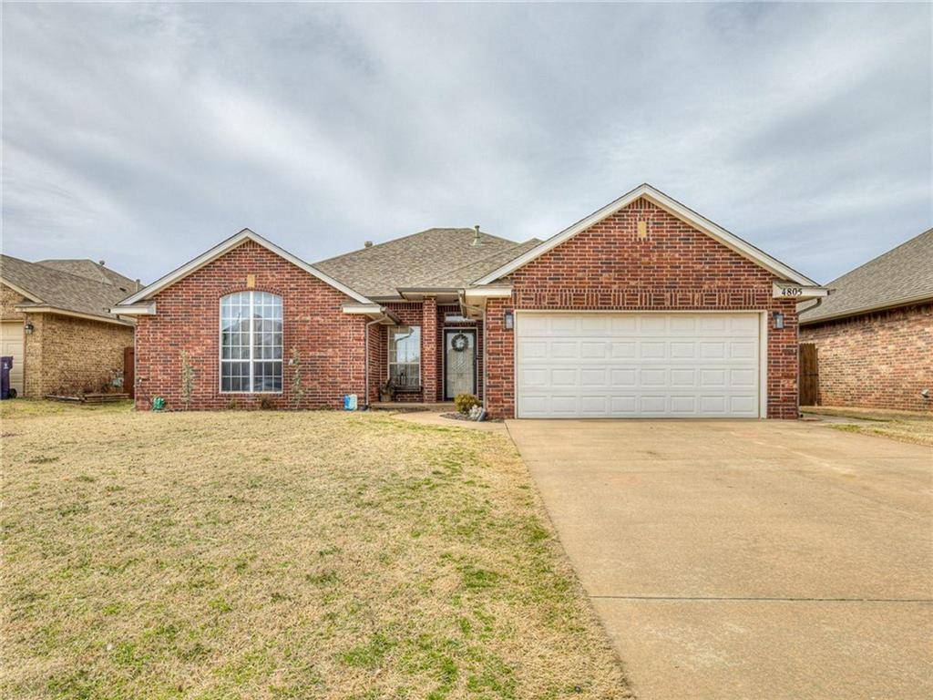 4805 Stag Horn DR, Yukon, OK 73099