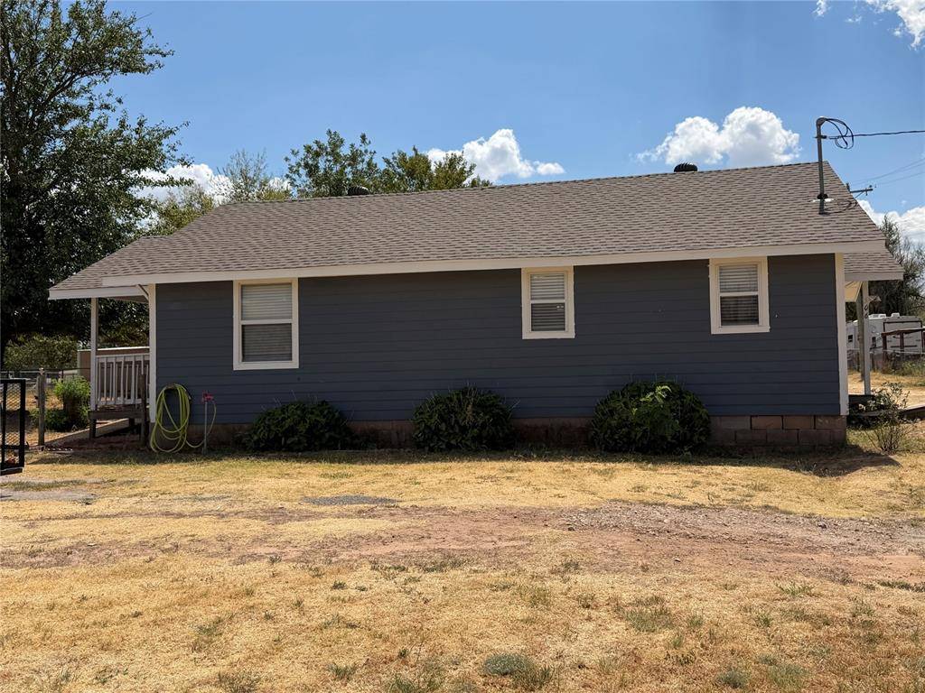 507 E 7th ST, Cement, OK 73017