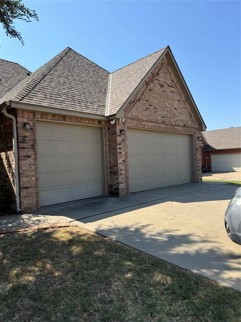 3216 Summit BND, Norman, OK 73071