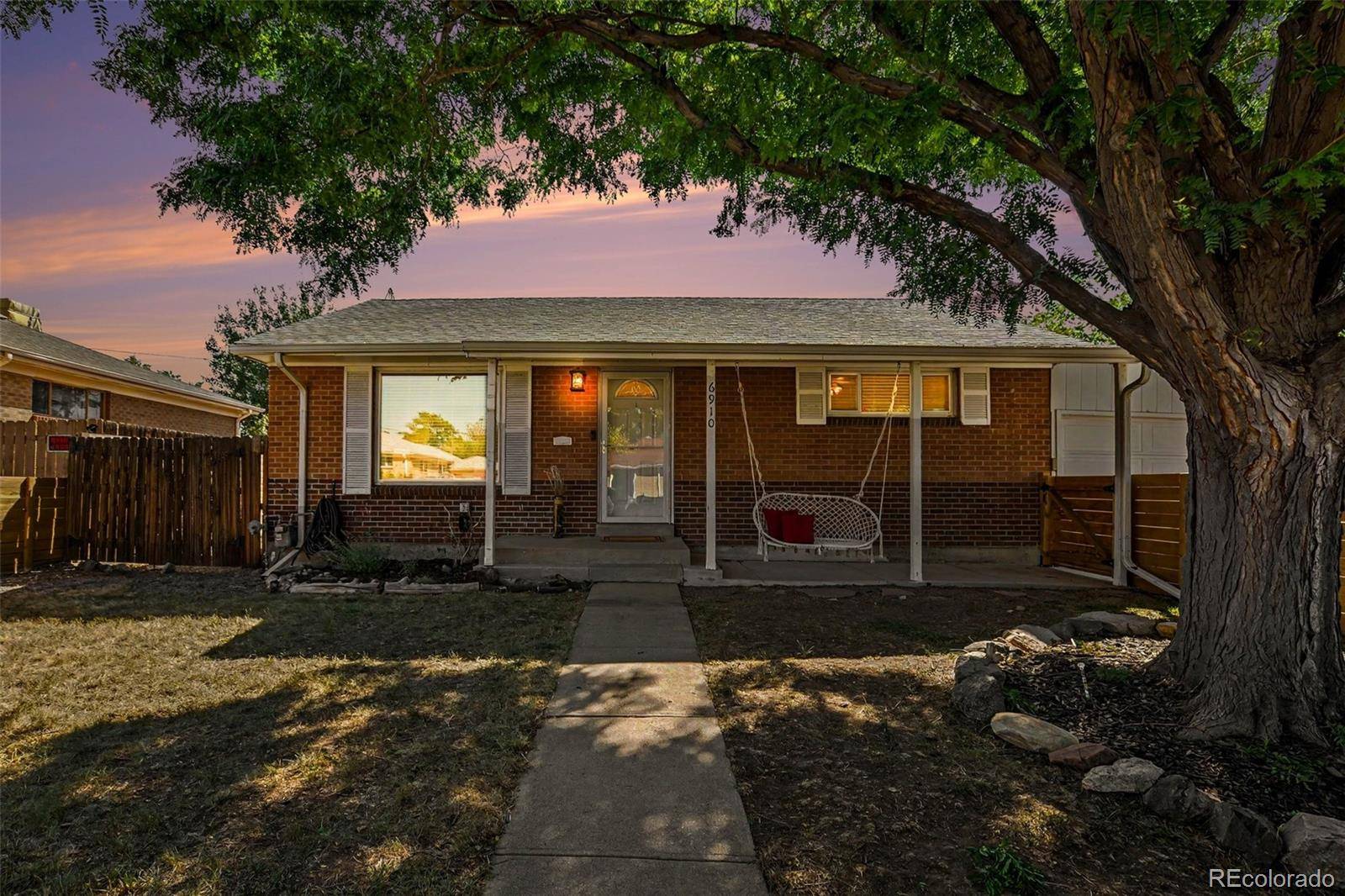 6910 Ruth WAY, Denver, CO 80221