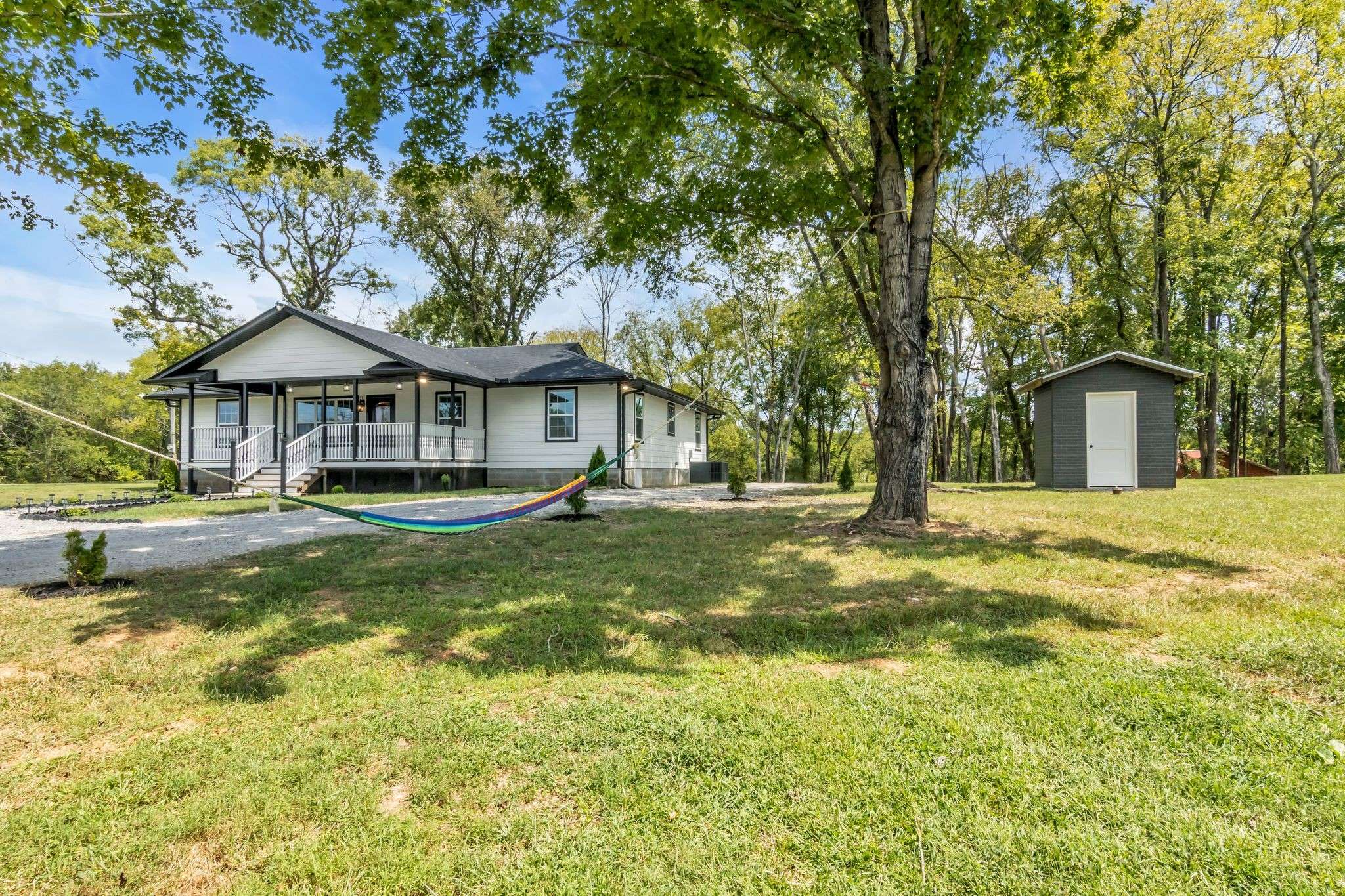 1613 Rucker Rd, Christiana, TN 37037