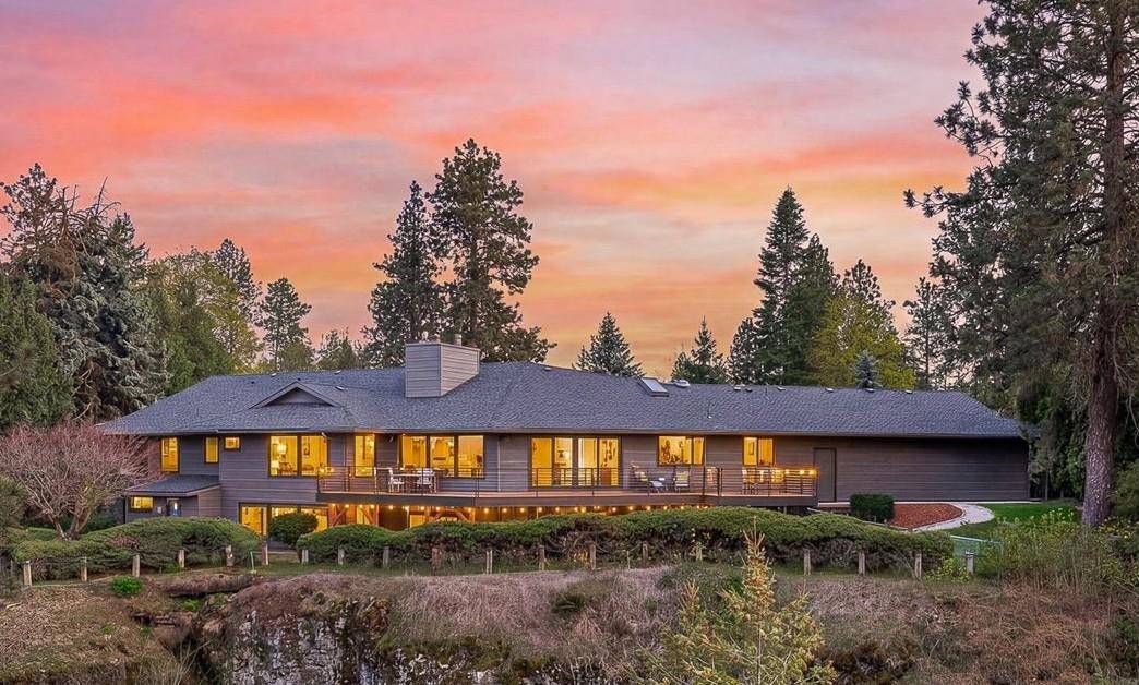 1912 E SOUTHEAST Blvd, Spokane, WA 99203