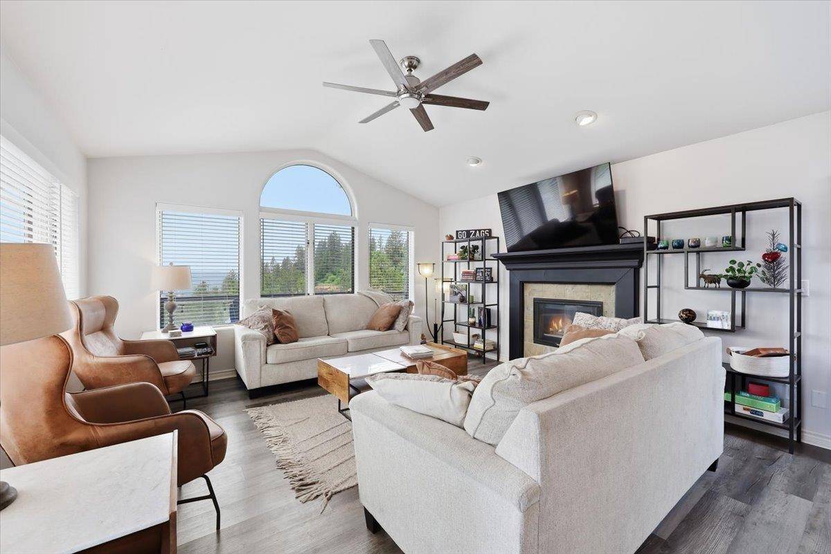 4406 S St Andrews Ln, Spokane, WA 99223