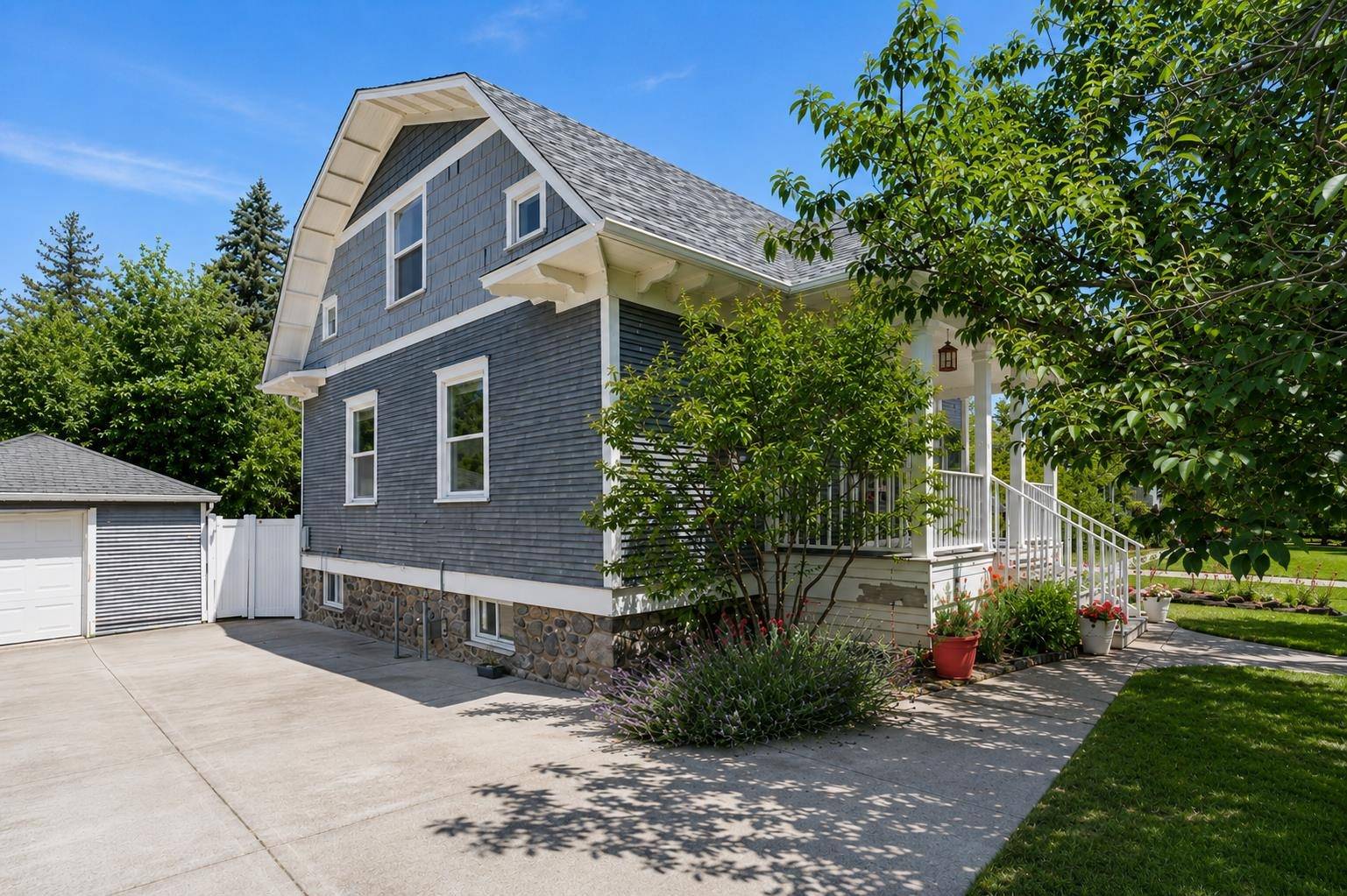 18 W 31st Ave, Spokane, WA 99203