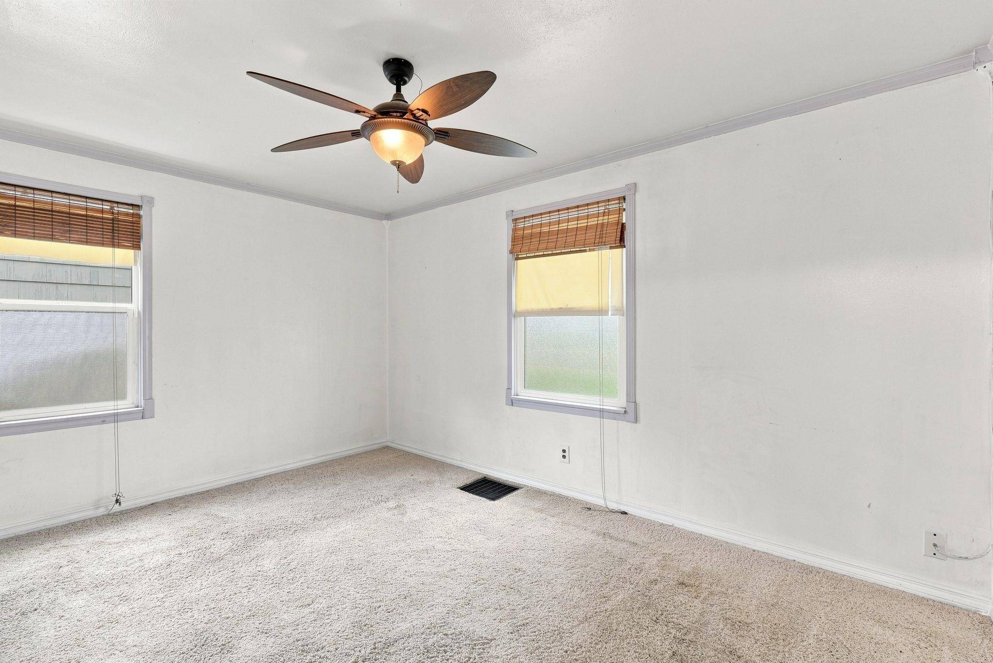 5619 N Elm St, Spokane, WA 99205
