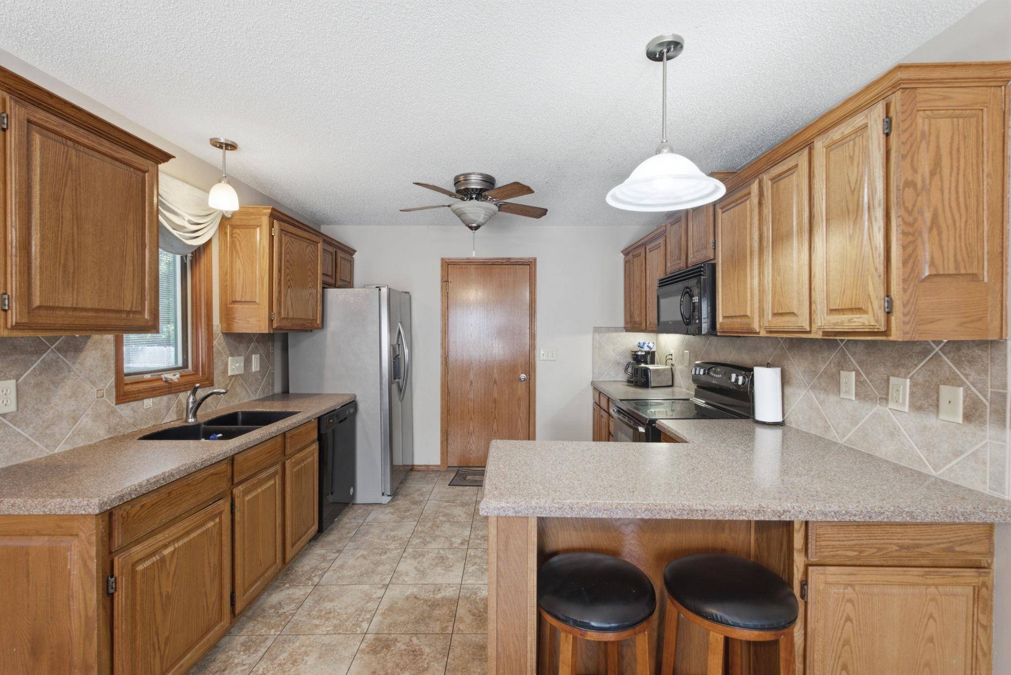 621 E Showalter, Rose Hill, KS 67133