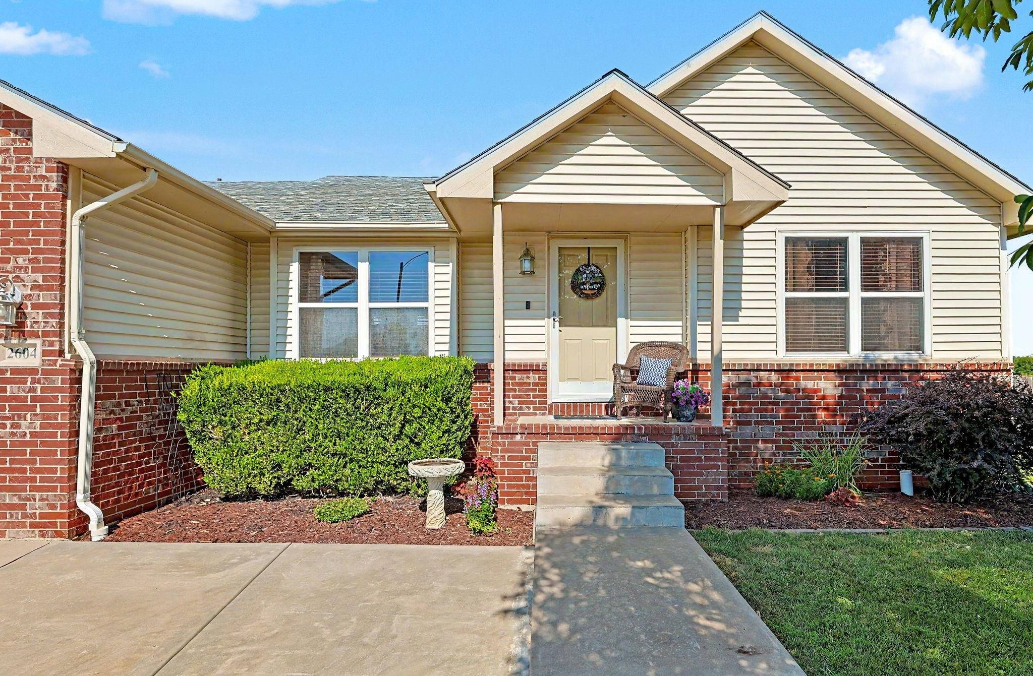 2604 Mainsgate Cir, Augusta, KS 67010
