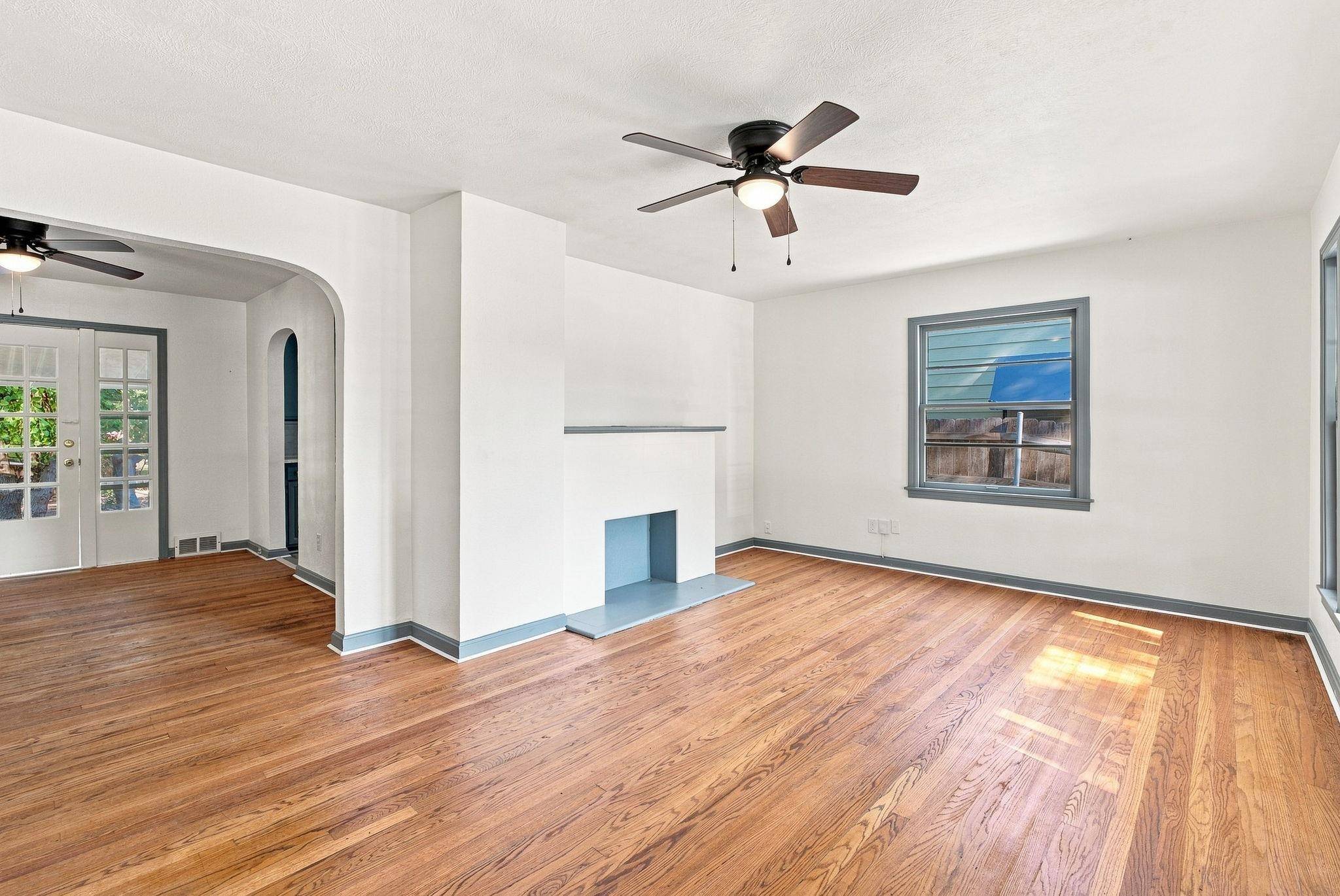 815 N Oliver Ave, Wichita, KS 67208