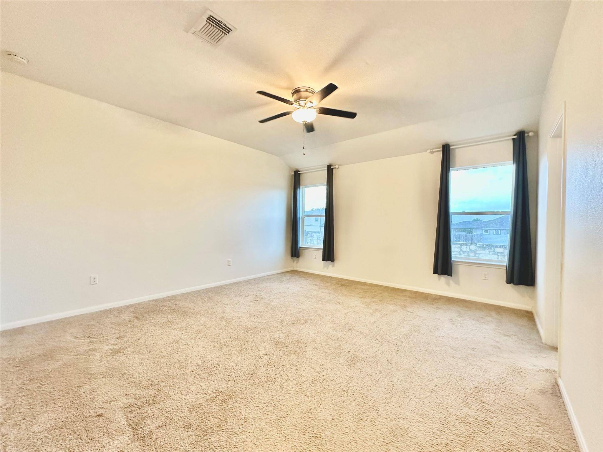 102 Acadia CV, Hutto, TX 78634