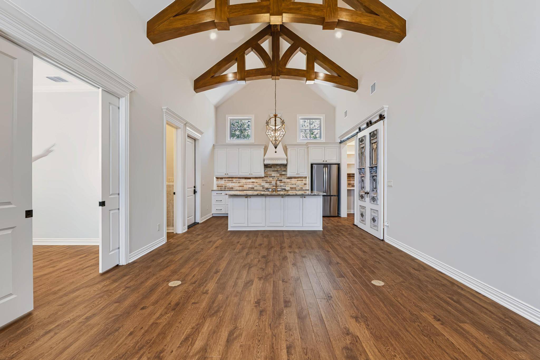 317 Highland Spring LN, Georgetown, TX 78633