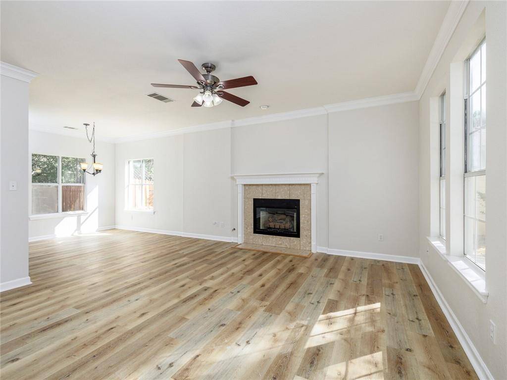 1716 Ramona CIR, San Marcos, TX 78666
