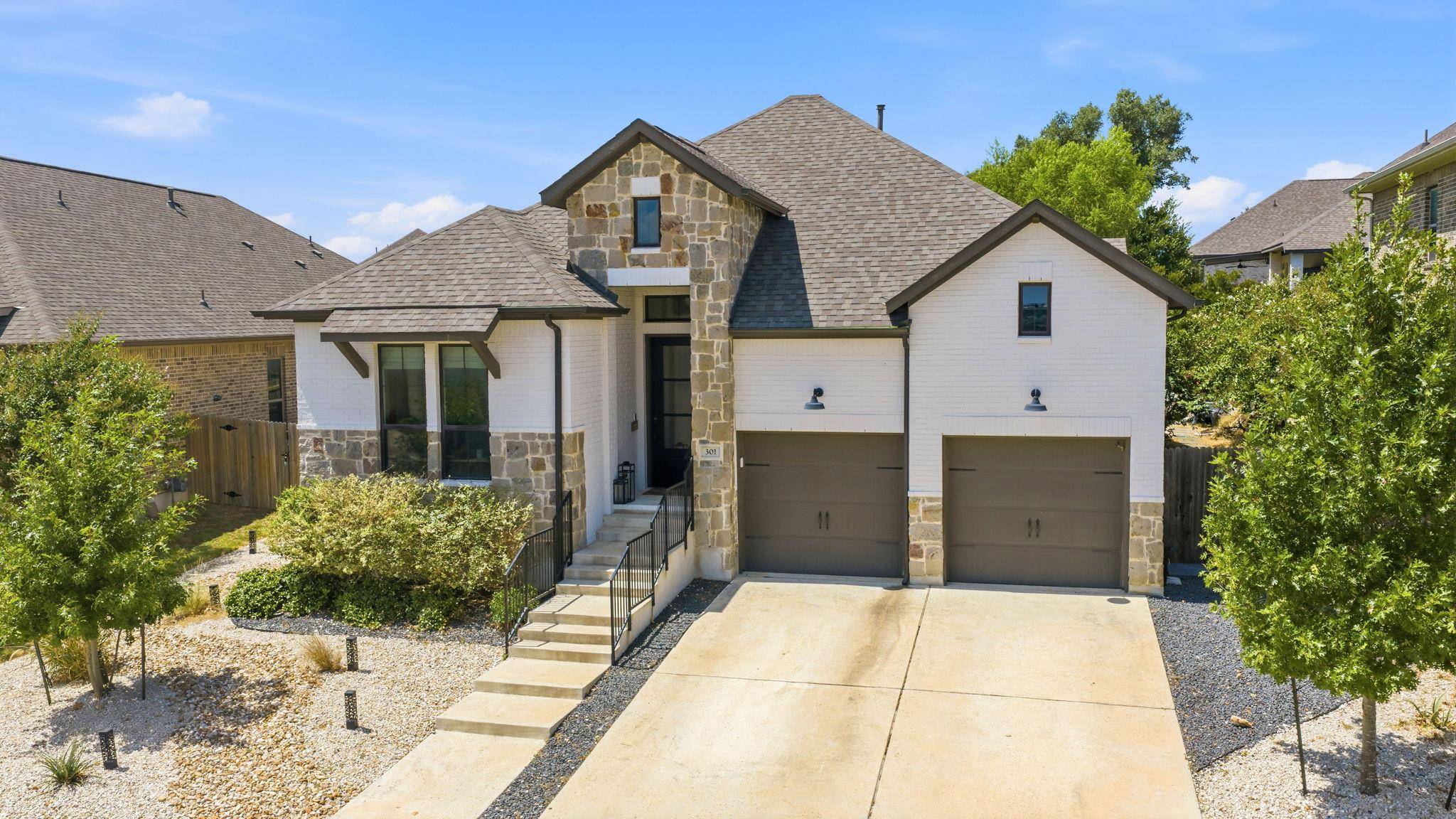 301 Carpenter Hill DR, Buda, TX 78610