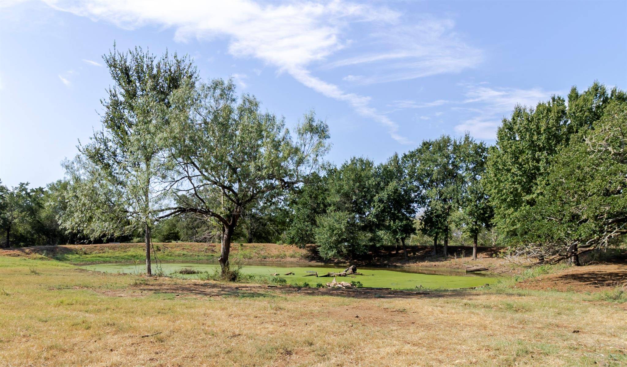 2015 TX-21, Paige, TX 78659