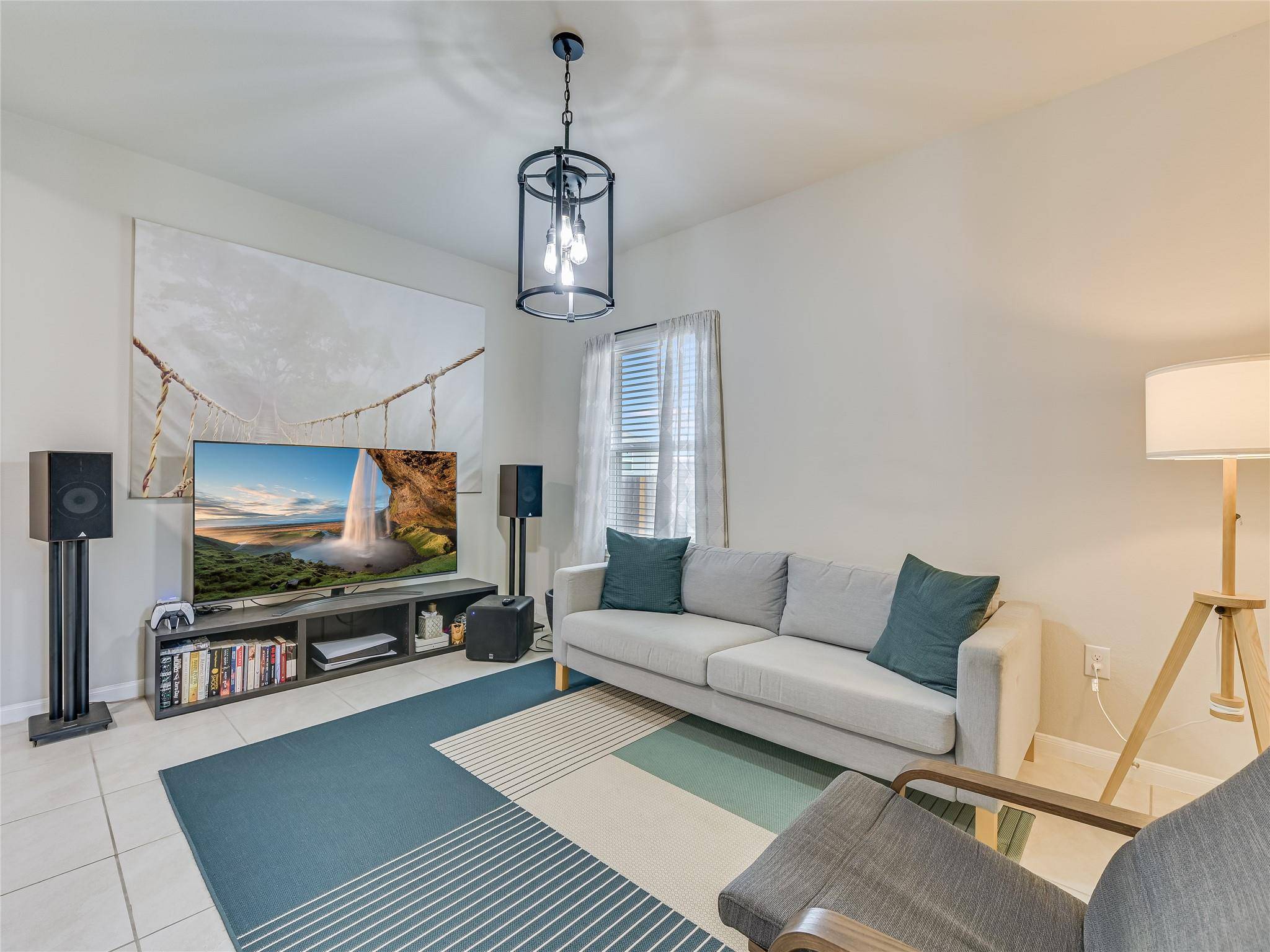 6712 Bishop PASS, Austin, TX 78744