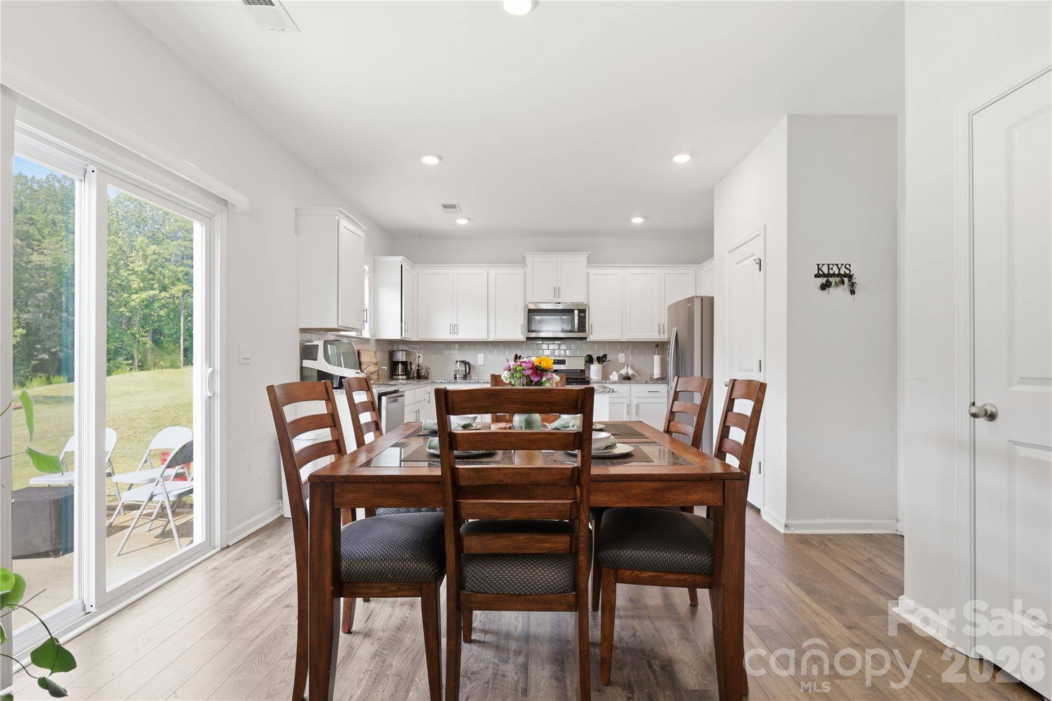 140 North Hill LN, Troutman, NC 28166