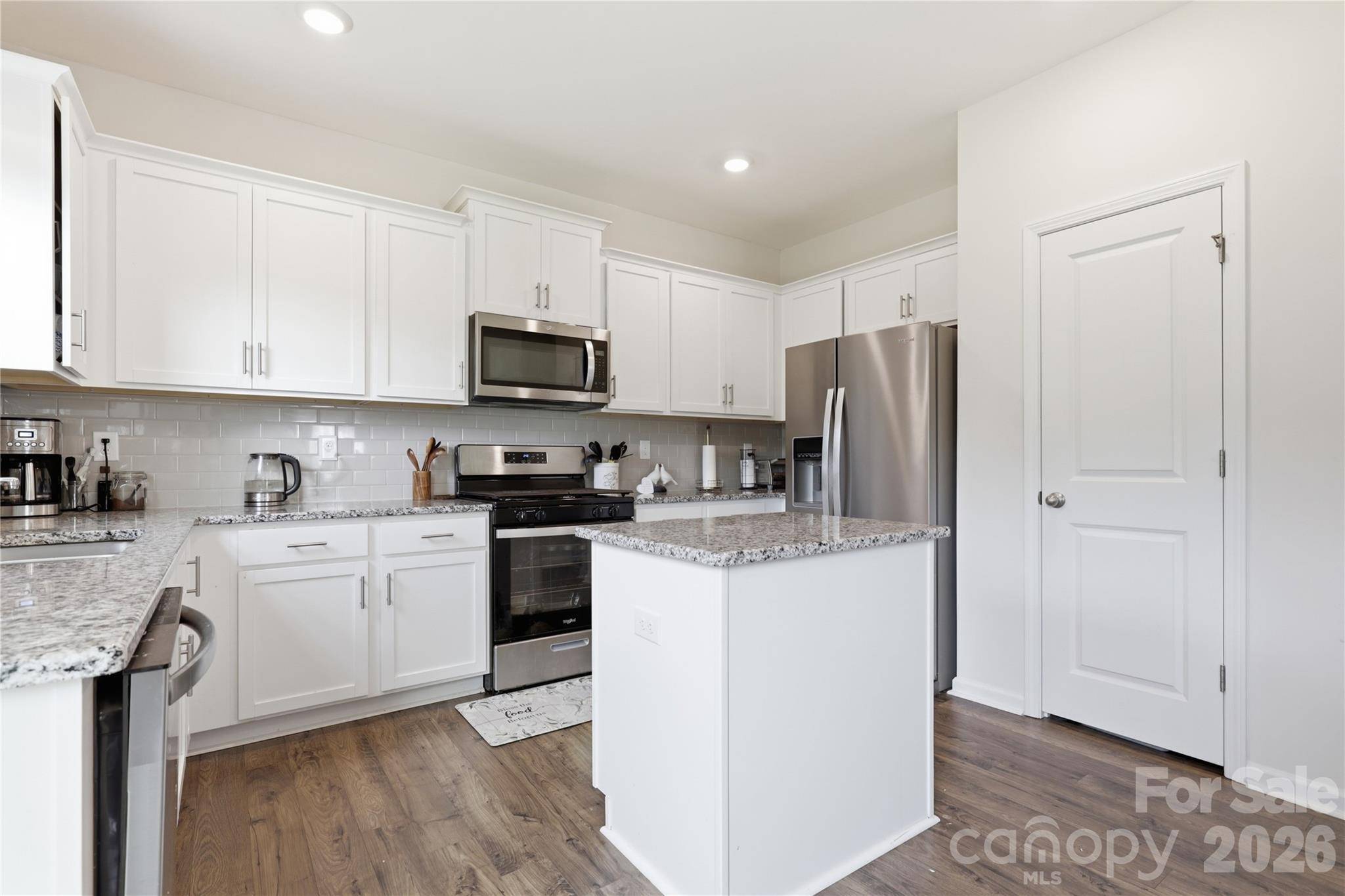 140 North Hill LN, Troutman, NC 28166