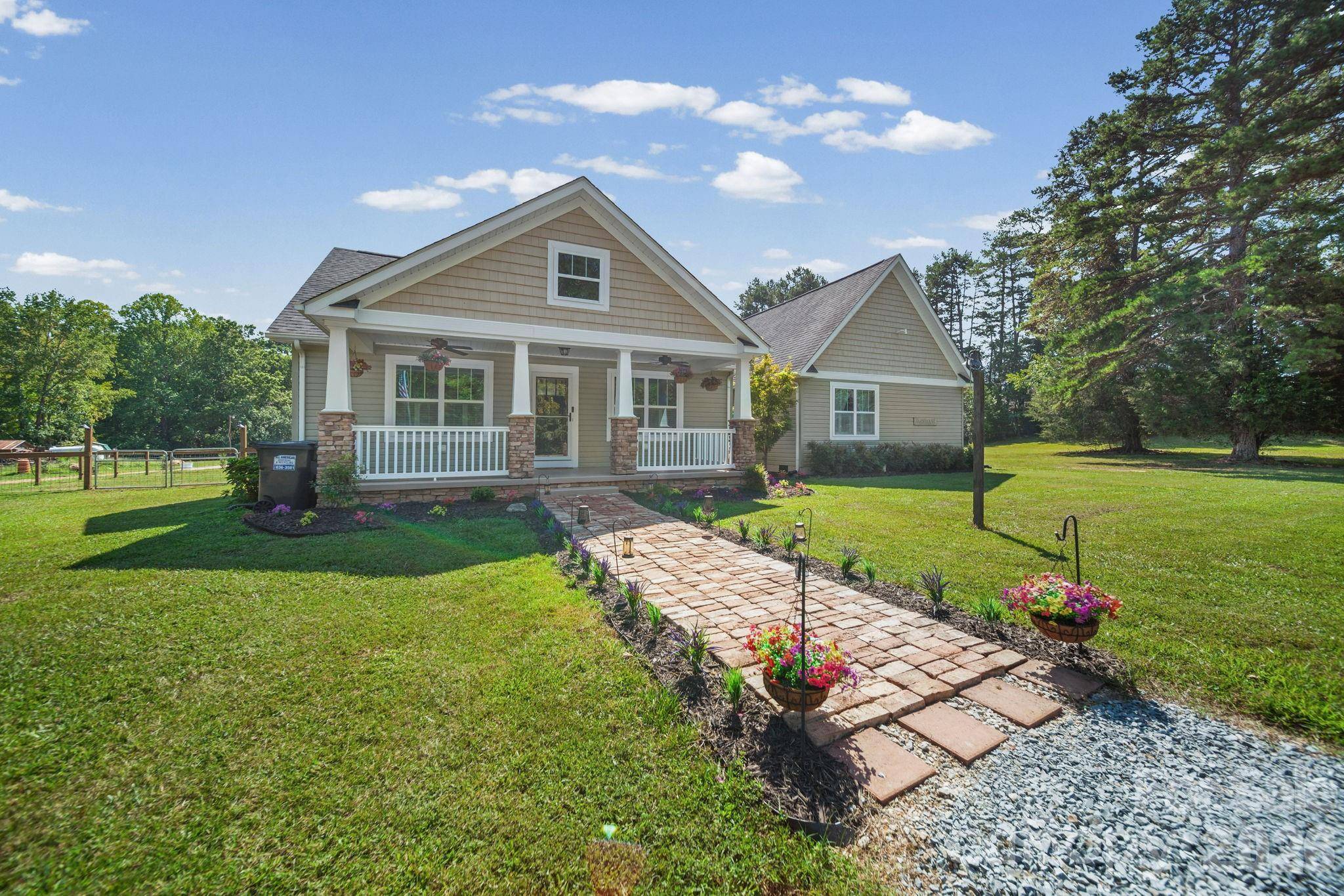1360 Standing Oak DR, Granite Quarry, NC 28146