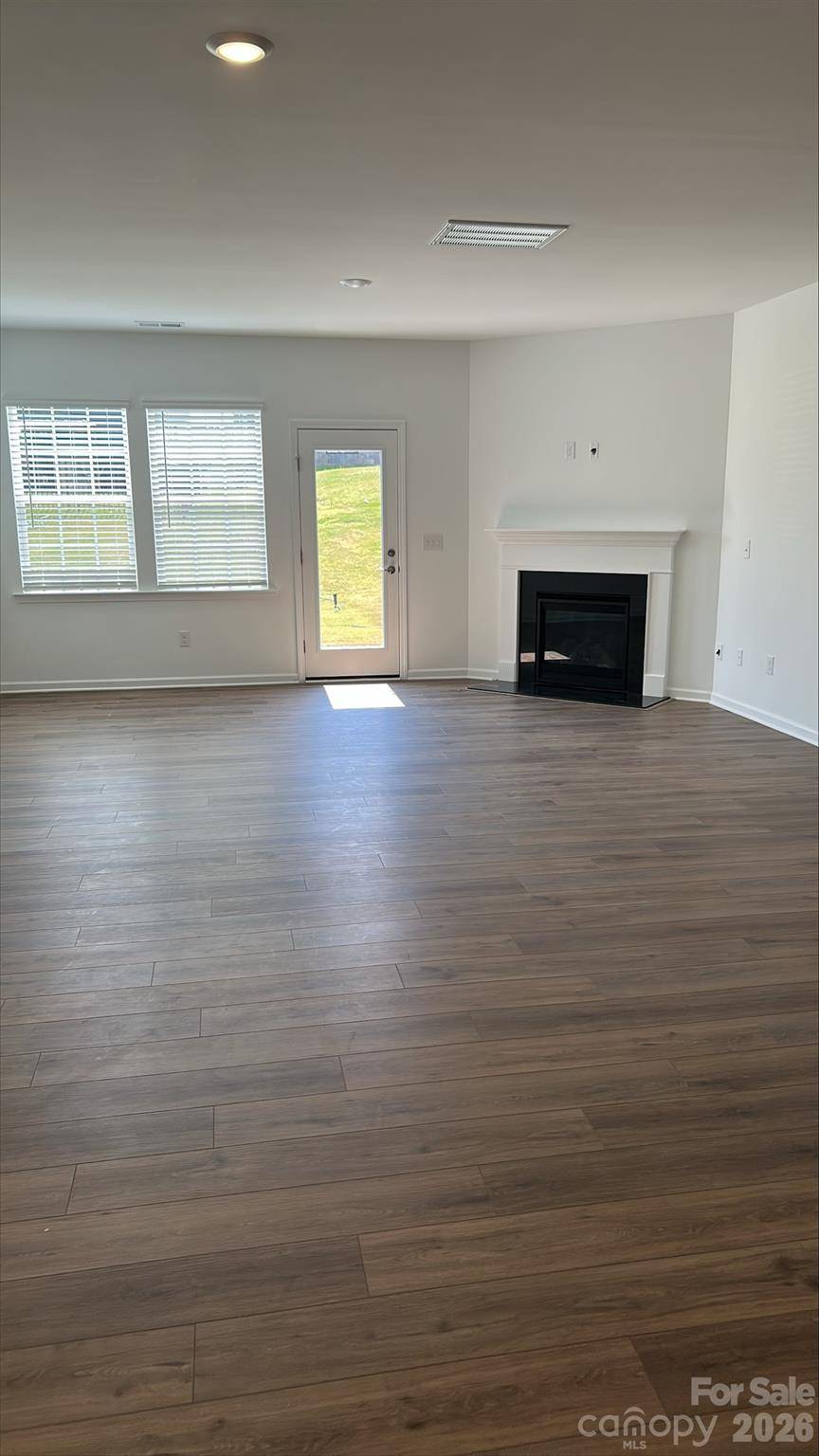 1303 Swift LN #123, Belmont, NC 28012