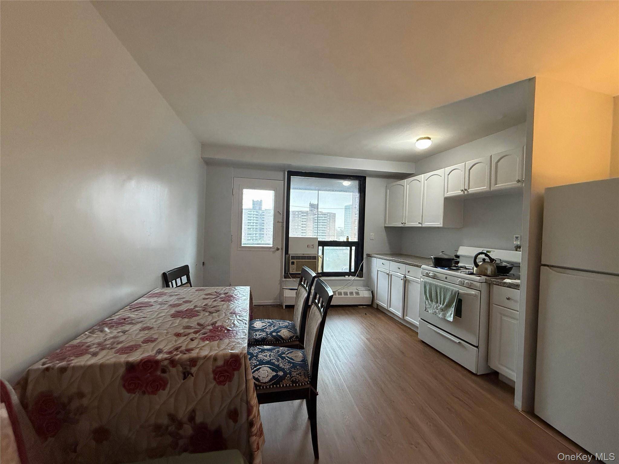 61-35 98 street #10N, Rego Park, NY 11374