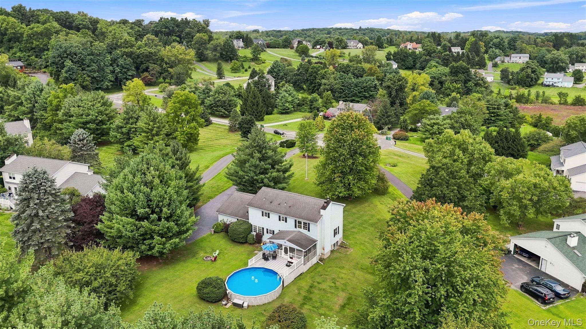 18 English WAY, Pleasant Valley, NY 12569