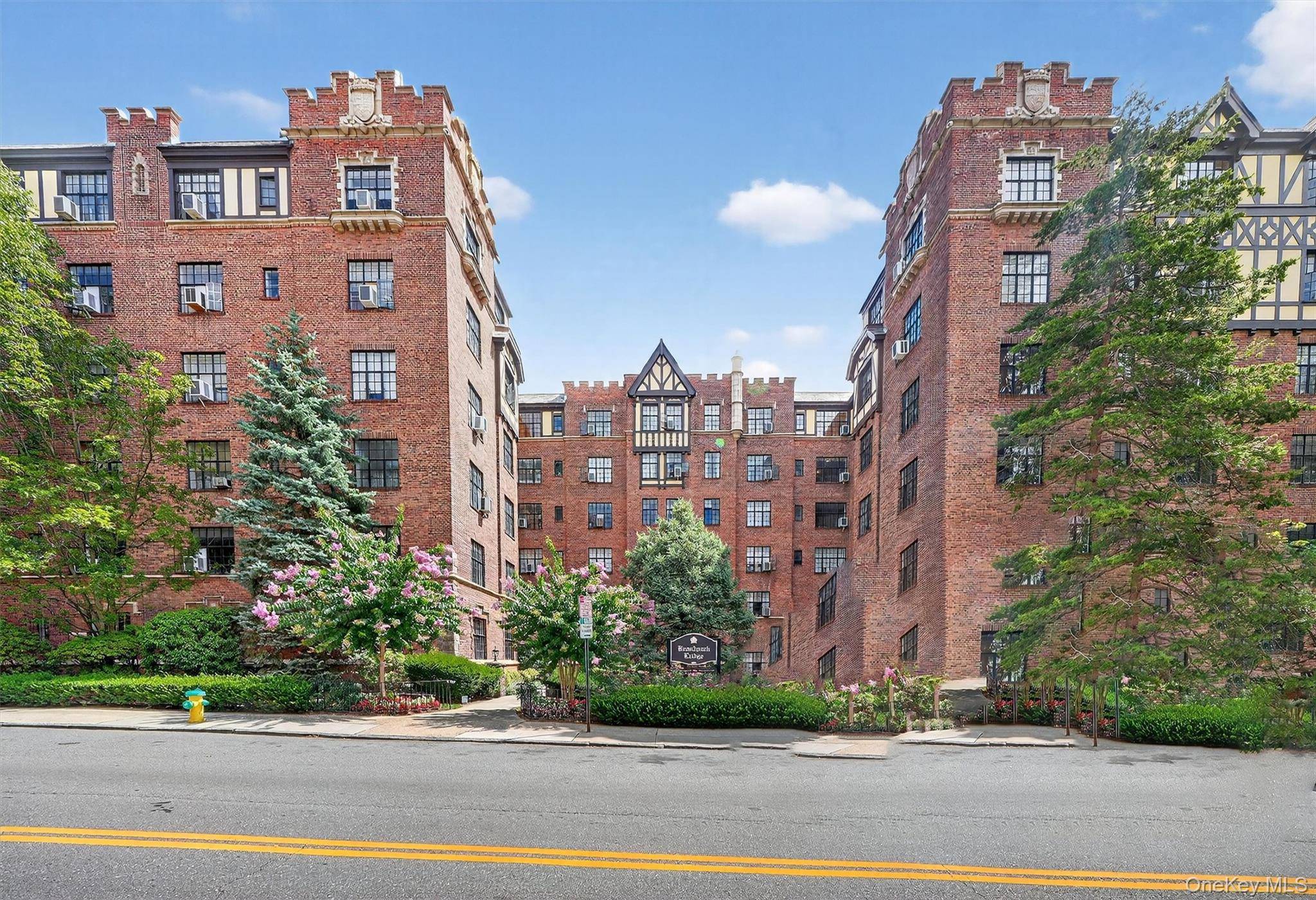 292 Main ST #6H, White Plains, NY 10601