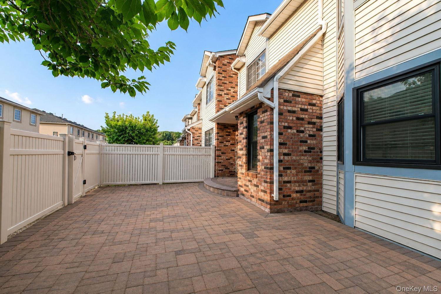 7 Shirra AVE #A, Staten Island, NY 10314