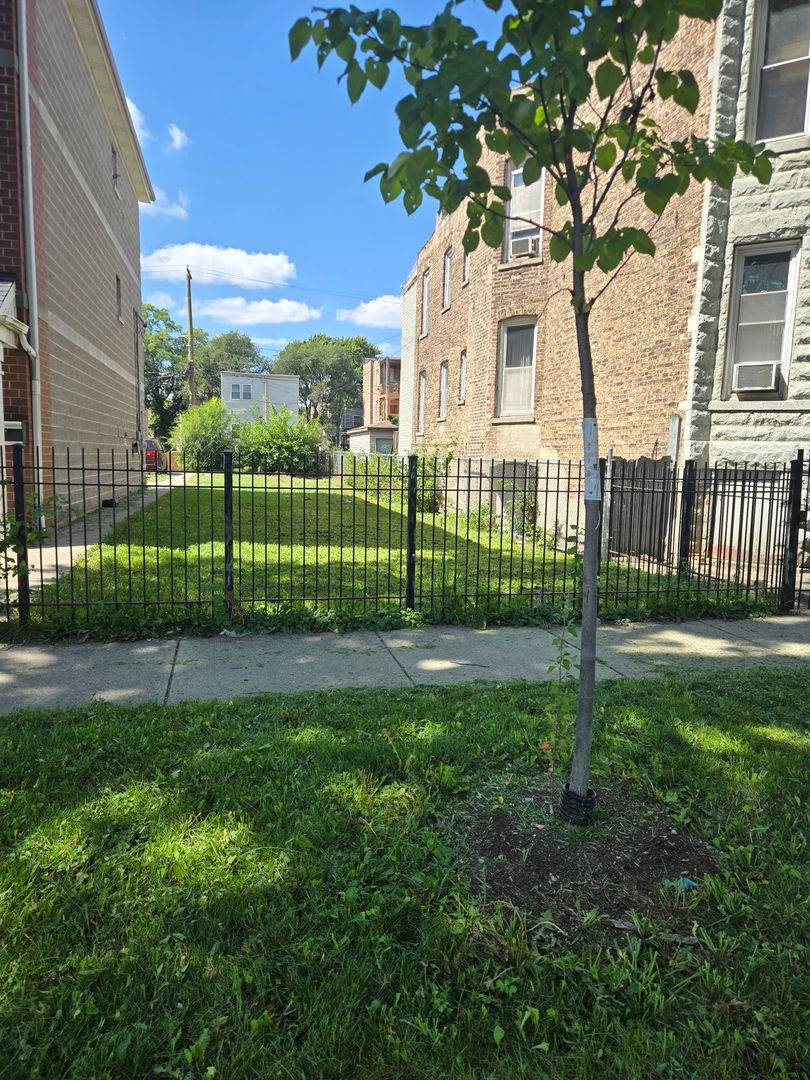 1808 S Hamlin AVE, Chicago, IL 60623