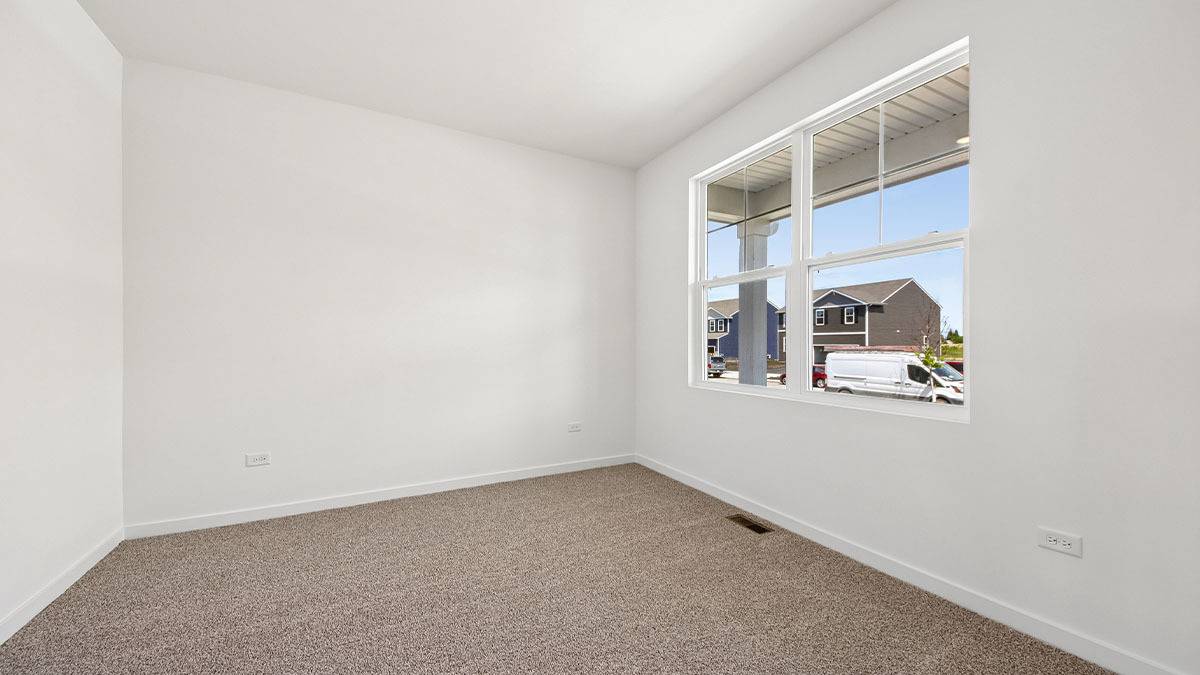 10044 Goodridge ST, Huntley, IL 60142