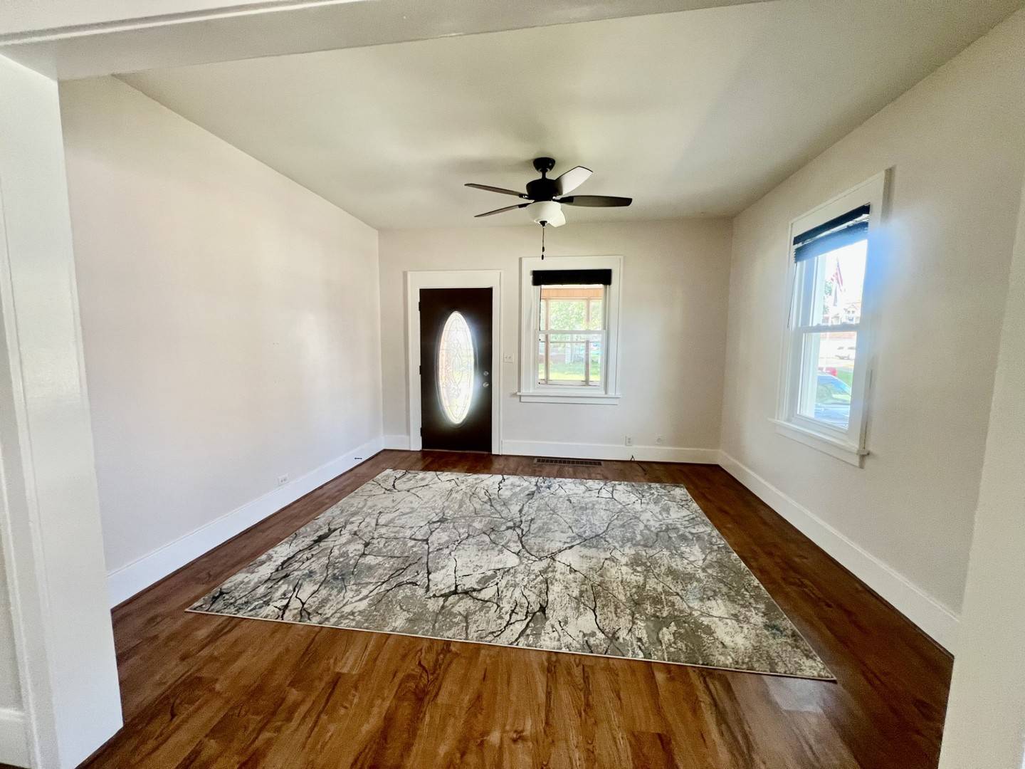 2323 Jackson AVE, Davenport, IA 52802