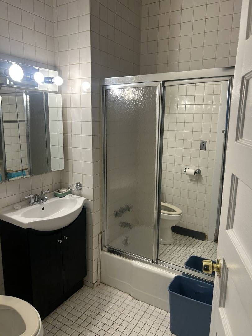 4041 W 5th AVE, Chicago, IL 60624